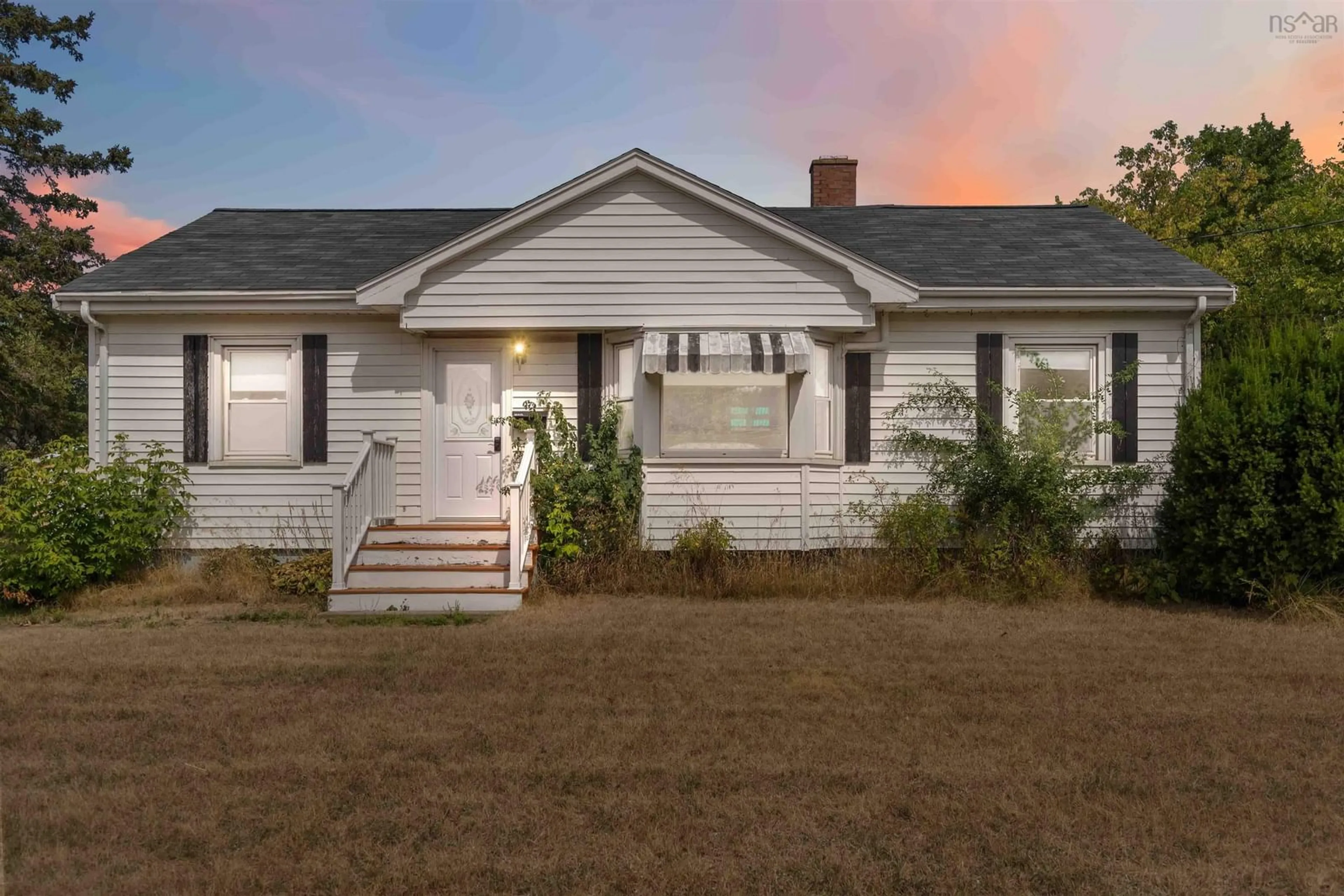 Home with vinyl exterior material, street for 9643 Commercial St, New Minas Nova Scotia B4N 3G6