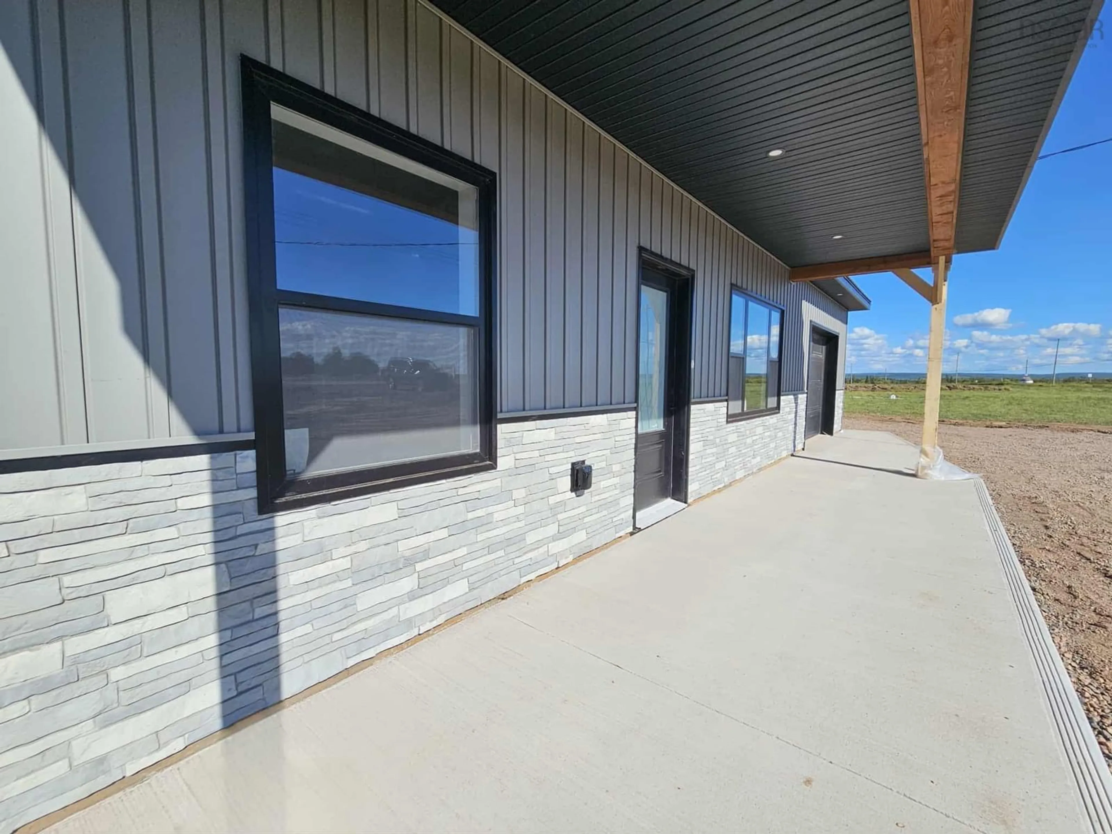 Unknown for 11297 Highway 2, Masstown Nova Scotia B0M 1G0