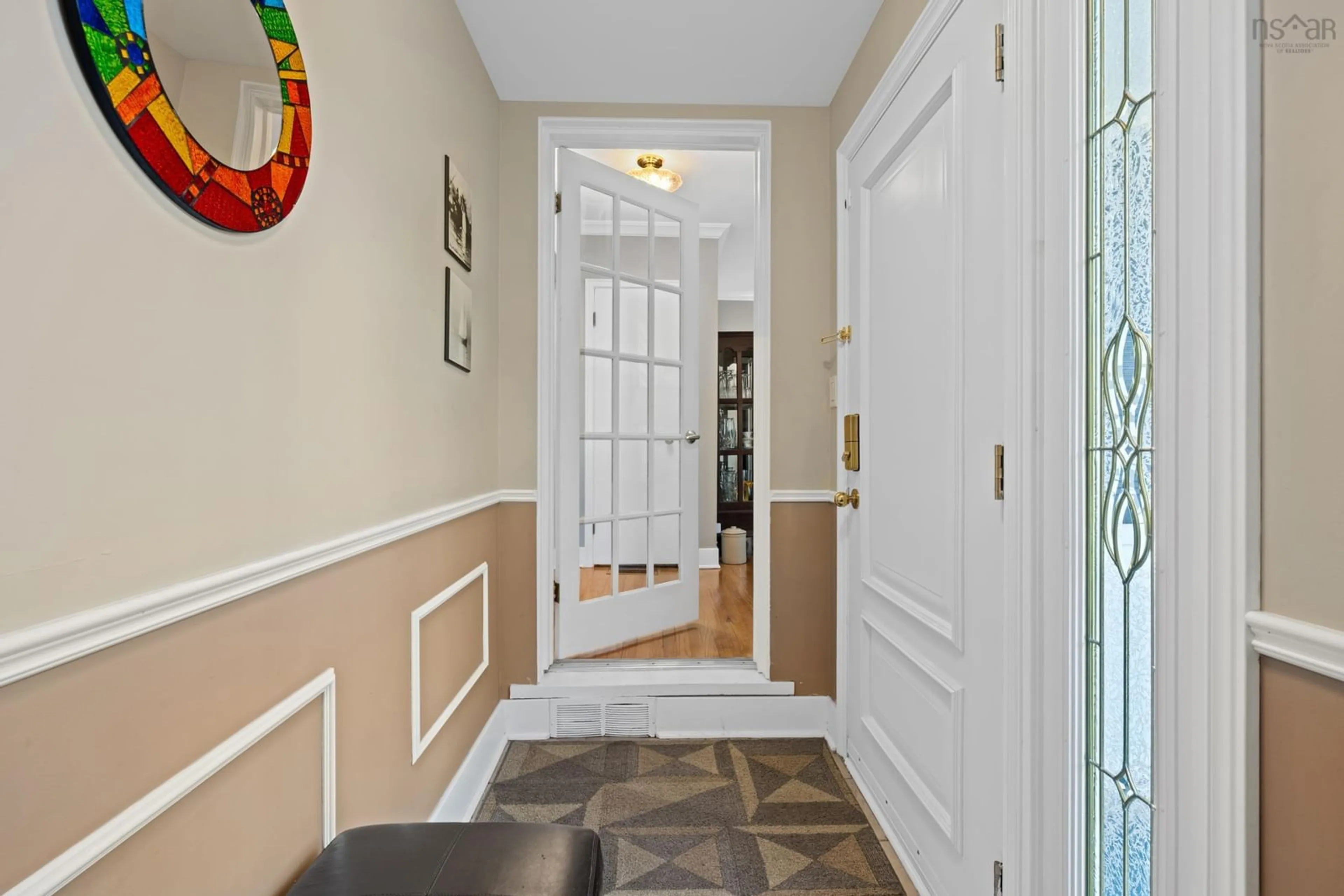 Indoor entryway for 21 Lawnsdale Dr, Dartmouth Nova Scotia B3A 2N1
