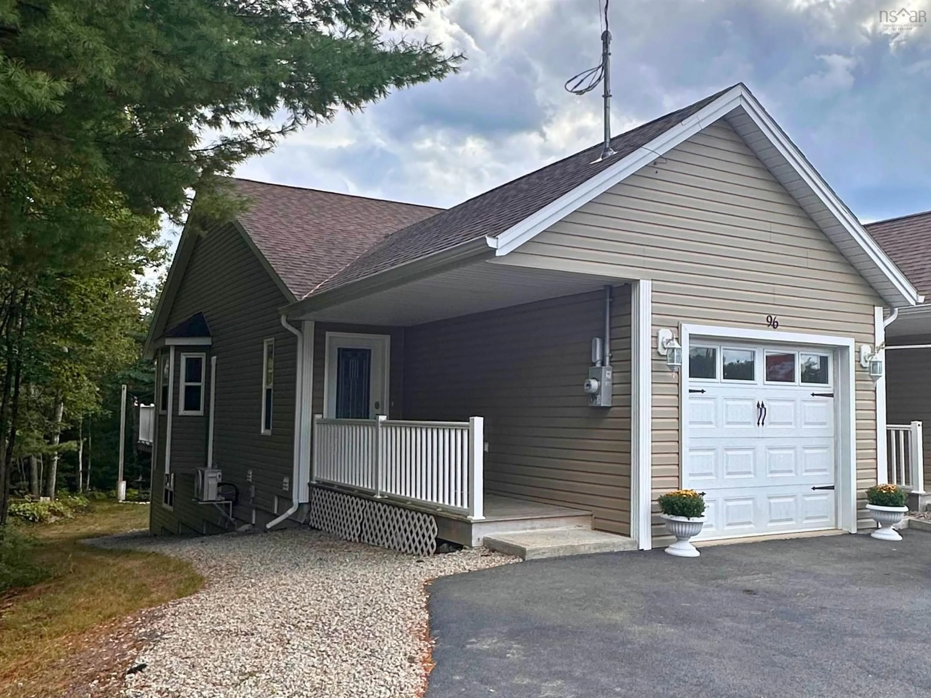 Home with vinyl exterior material, street for 96 Etna St, Bridgewater Nova Scotia B4V 8Z4