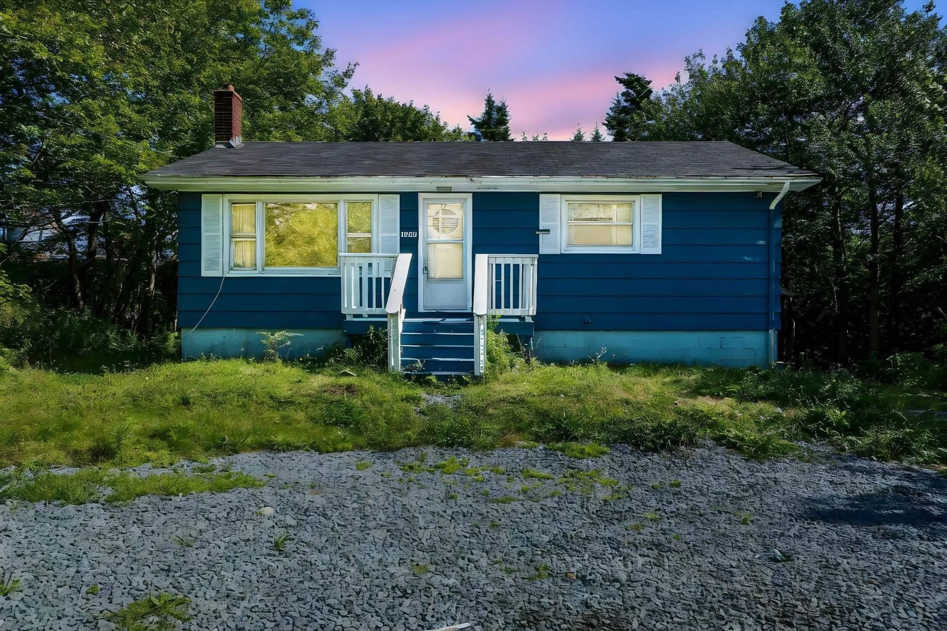 Home with vinyl exterior material, street for 1820 Prospect Rd, Hatchet Lake Nova Scotia B3T 1P9