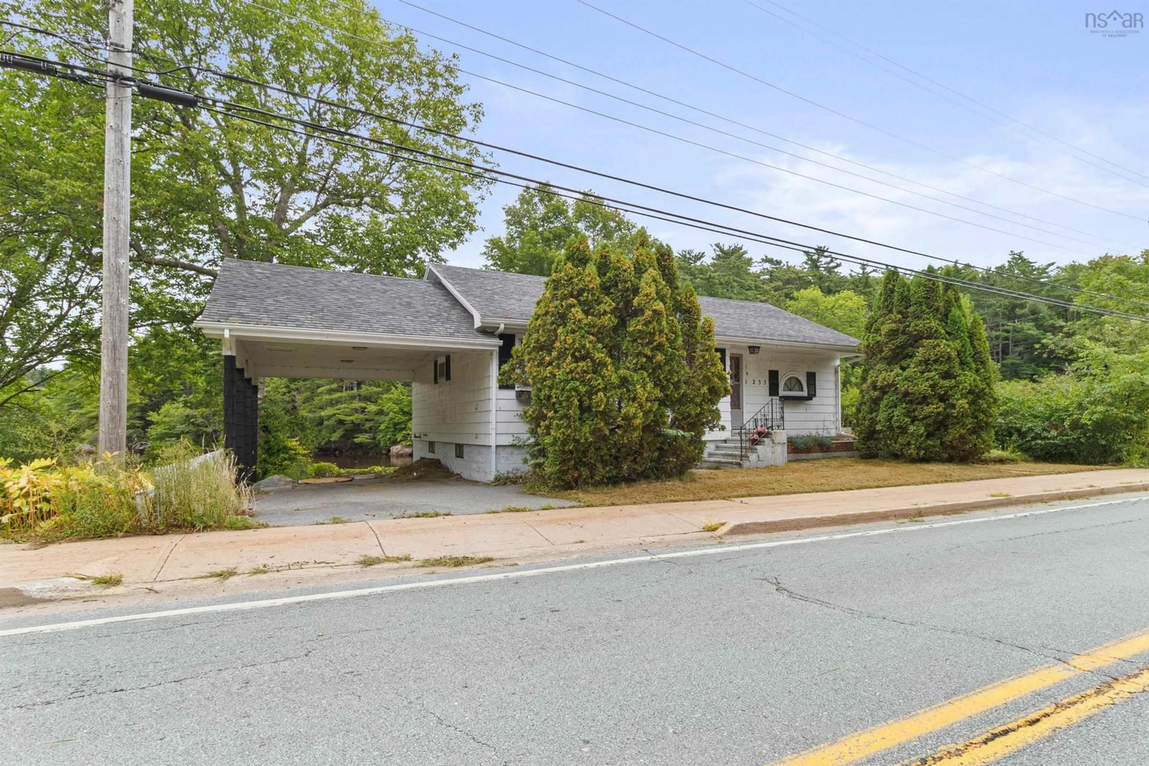Unknown for 233 Highway 8, Milton Nova Scotia B0T 1P0