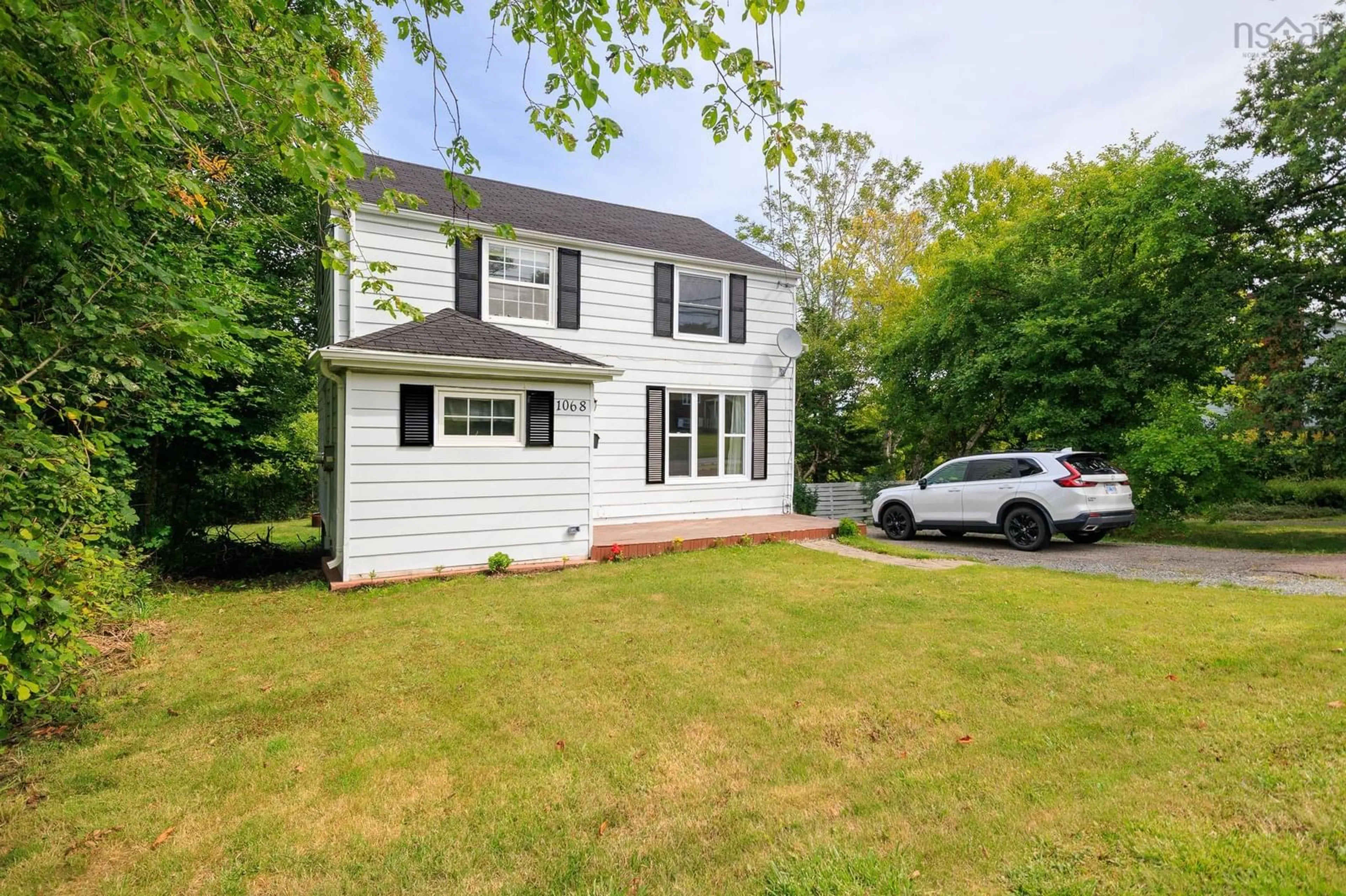 Unknown for 1068 Main Street, Glace Bay Nova Scotia B1A 4Z7