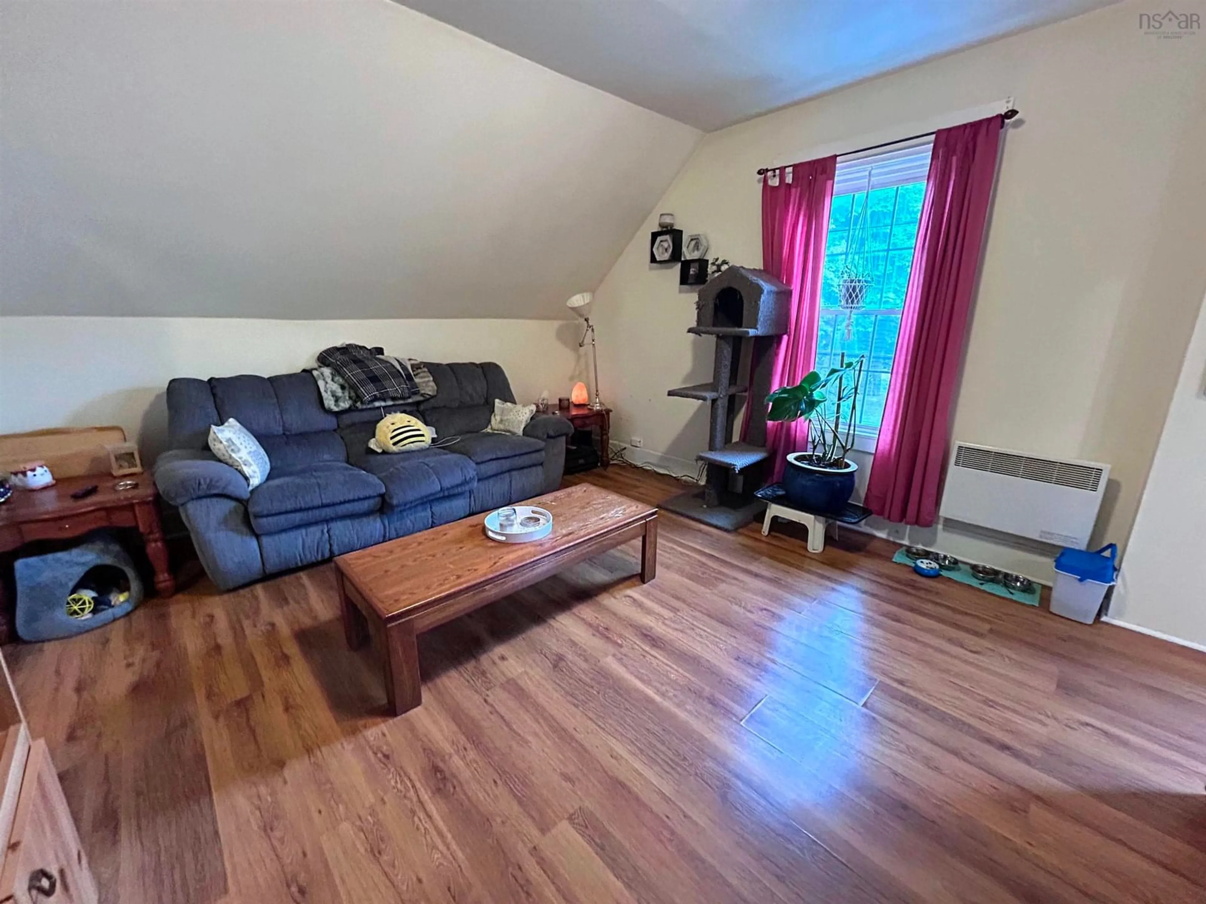 A pic of a room for 13-15 Main Street, Hantsport Nova Scotia B0P 1P0