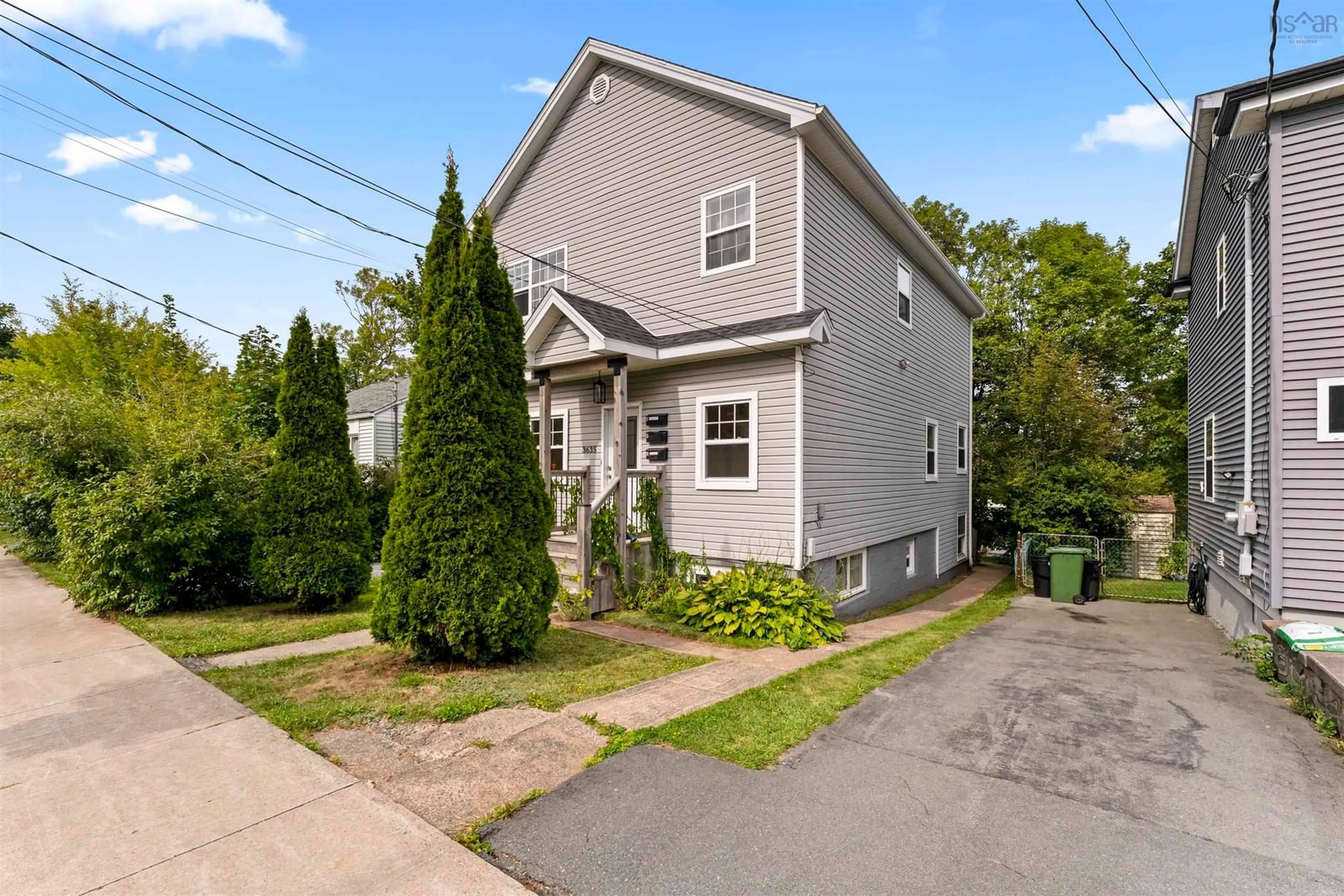A pic from outside/outdoor area/front of a property/back of a property/a pic from drone, street for 3635 Acadia St, Halifax Nova Scotia B3K 3P7