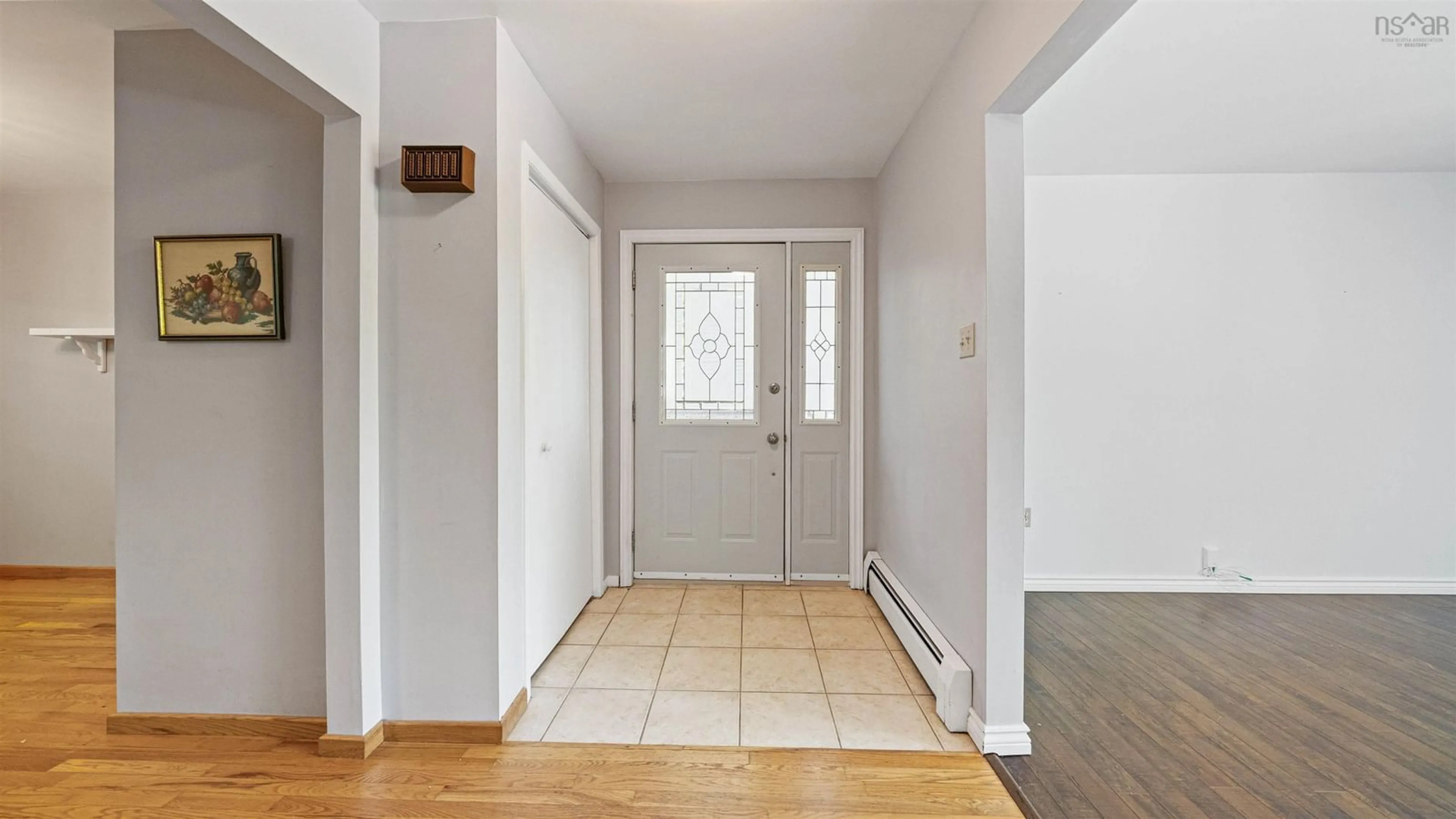 Indoor entryway for 29 Panorama Lane, Bedford Nova Scotia B4A 1P3