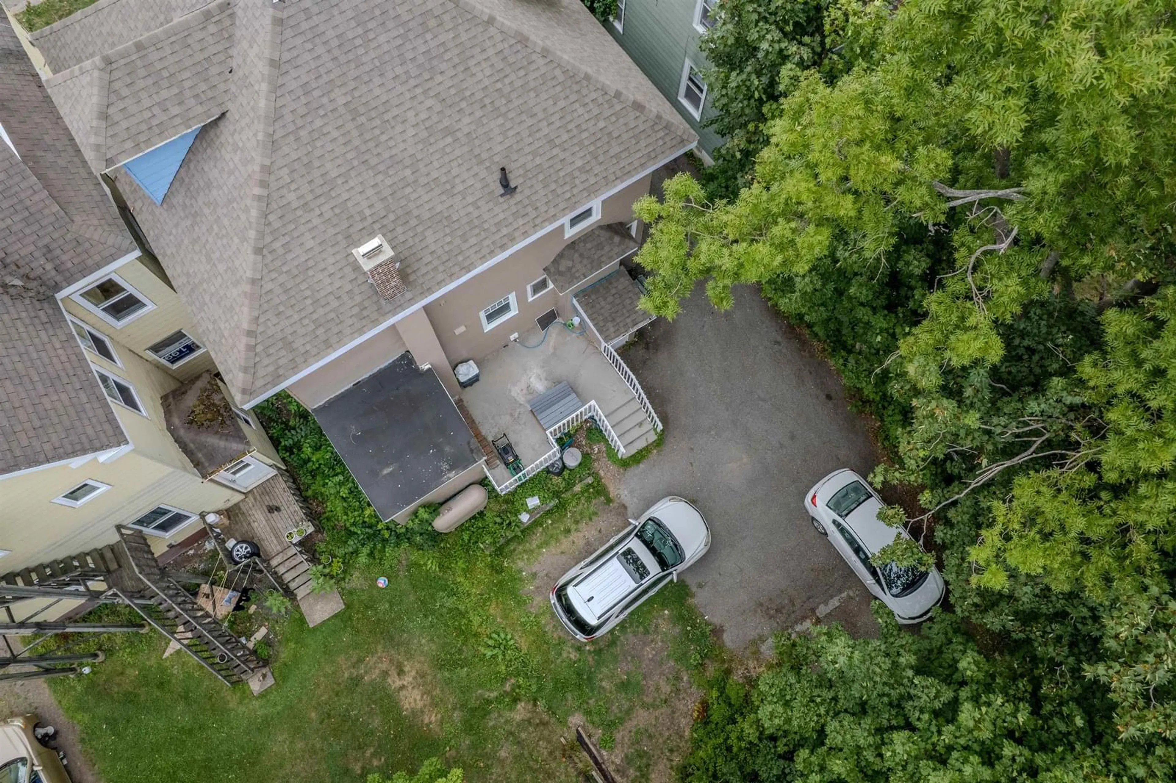 A pic from outside/outdoor area/front of a property/back of a property/a pic from drone, street for 41 Charlotte, Sydney Nova Scotia B1P 1B5