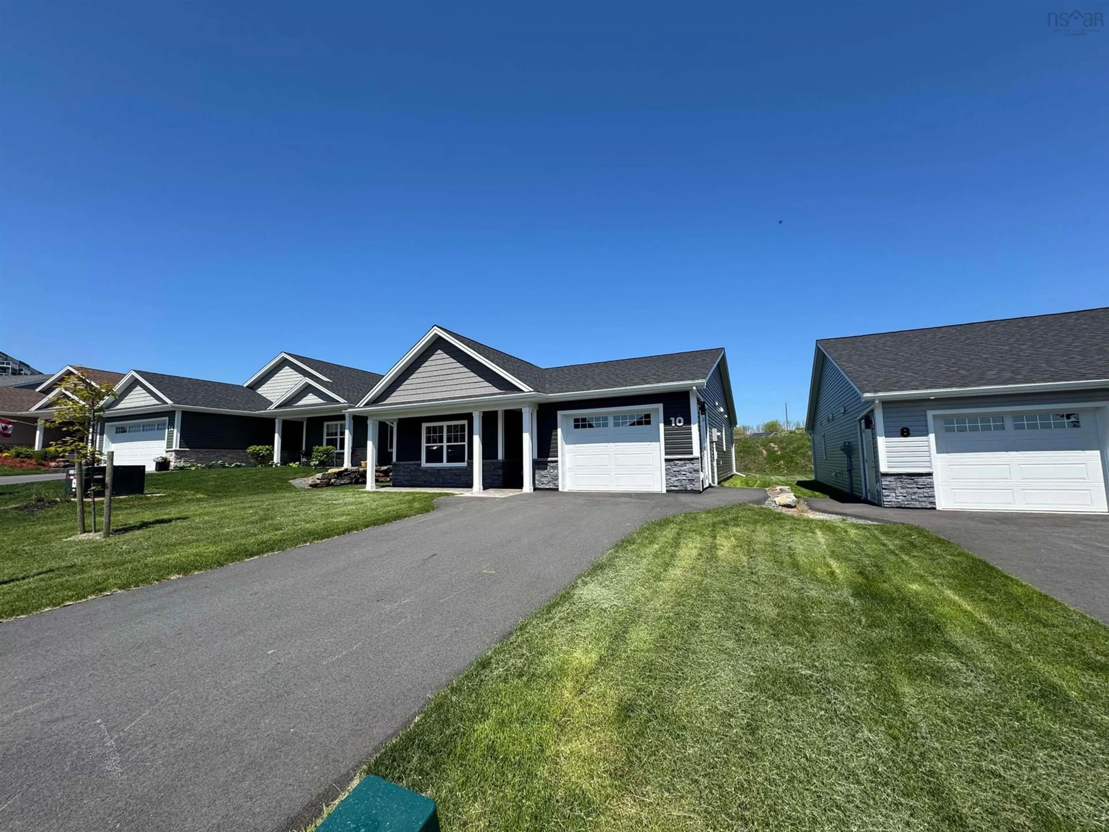 A pic from outside/outdoor area/front of a property/back of a property/a pic from drone, unknown for 10 Elizabeth Ave, Garlands Crossing Nova Scotia B0N 2T0