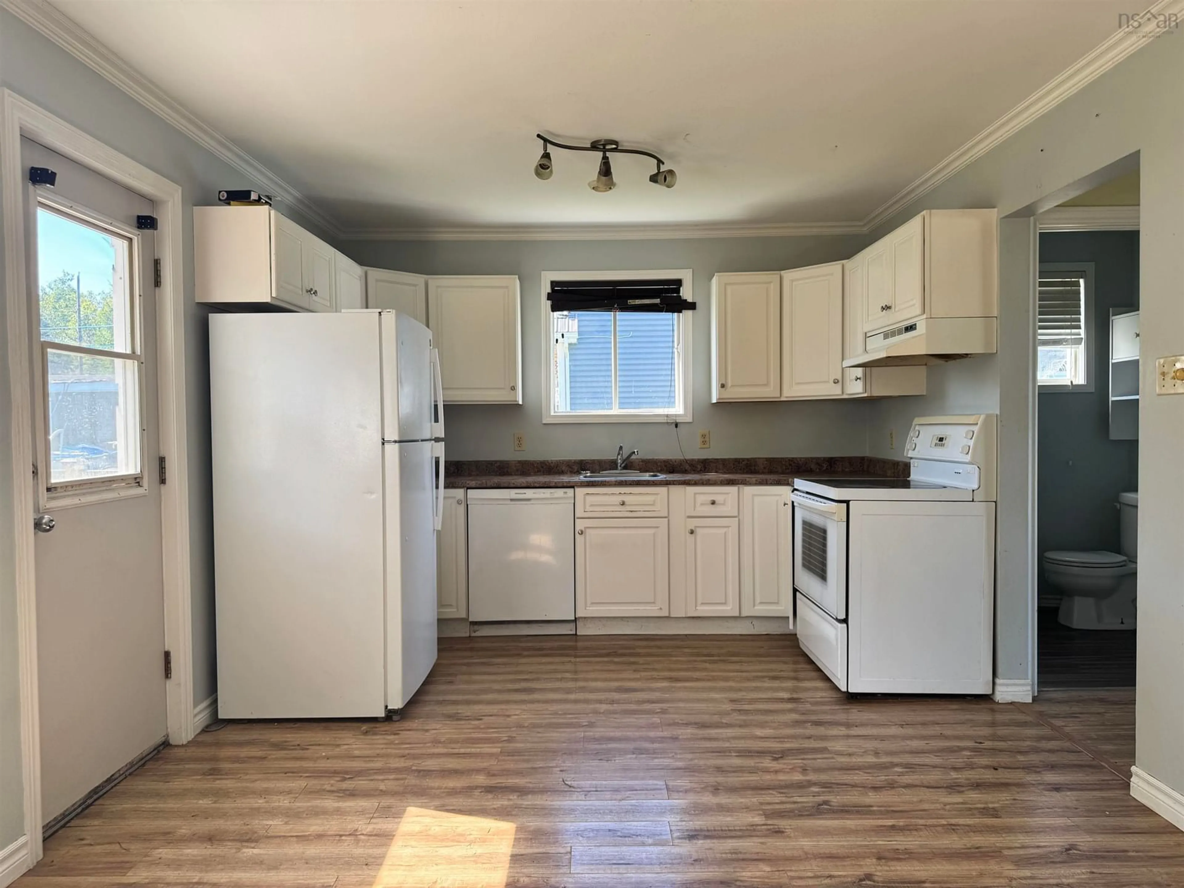Standard kitchen, wood/laminate floor for 8 & 10 Thirteenth St, Trenton Nova Scotia B0K 1X0