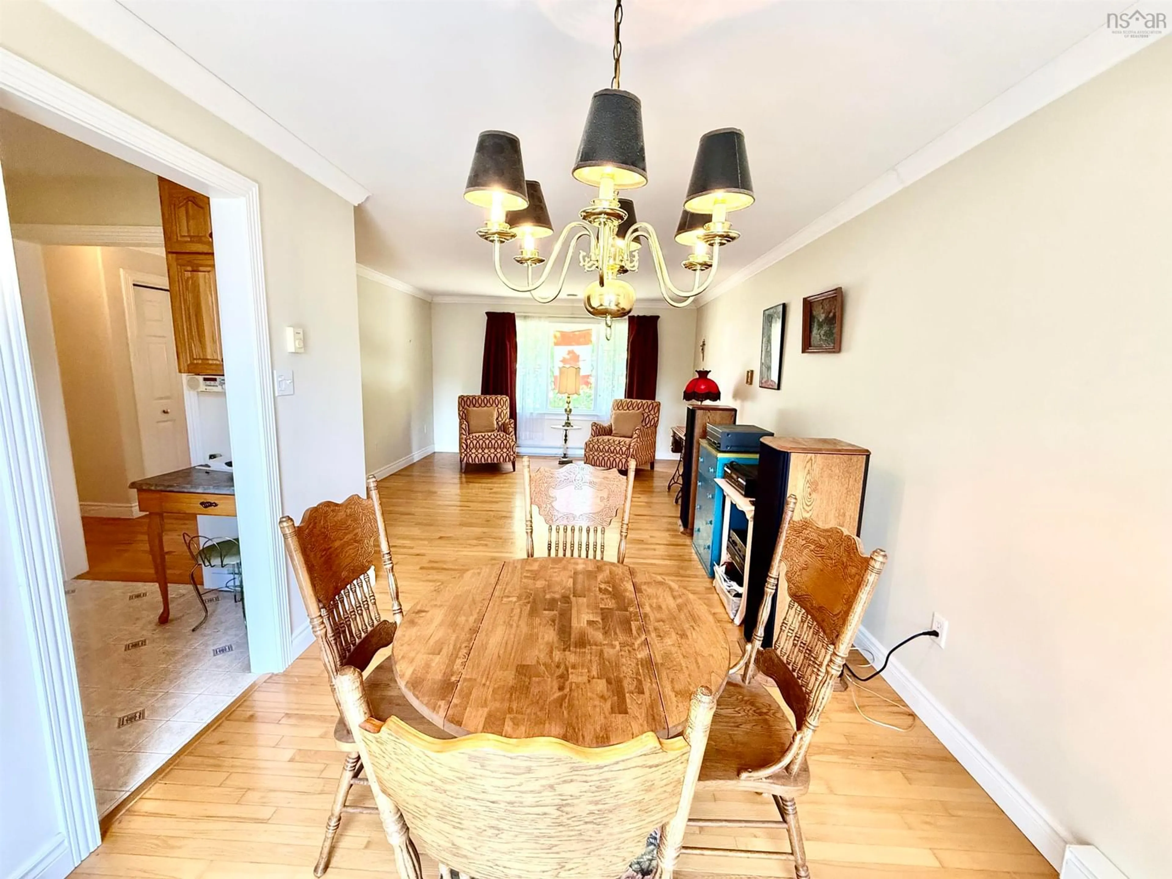 Dining room, wood/laminate floor for 3 Fury Dr, Dartmouth Nova Scotia B3A 4Y1