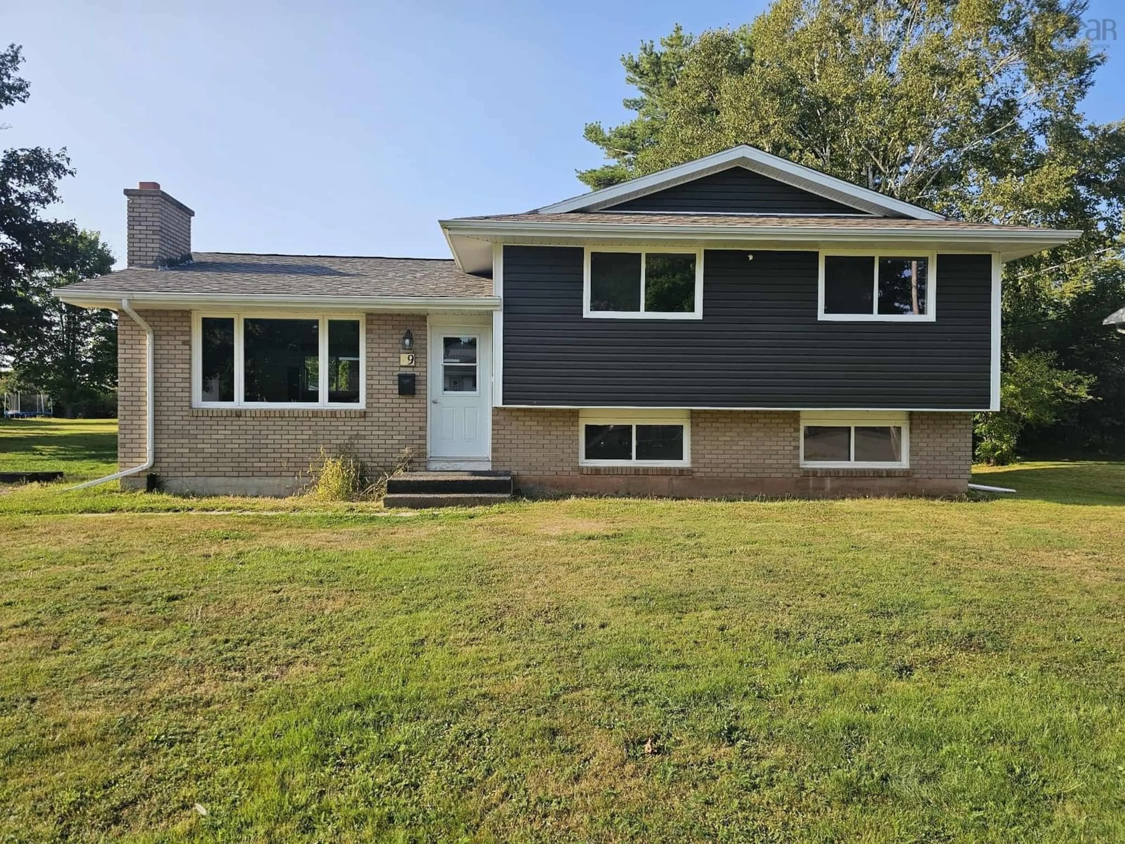 Home with vinyl exterior material, street for 9 Windale Dr, Bible Hill Nova Scotia B2N 2X4