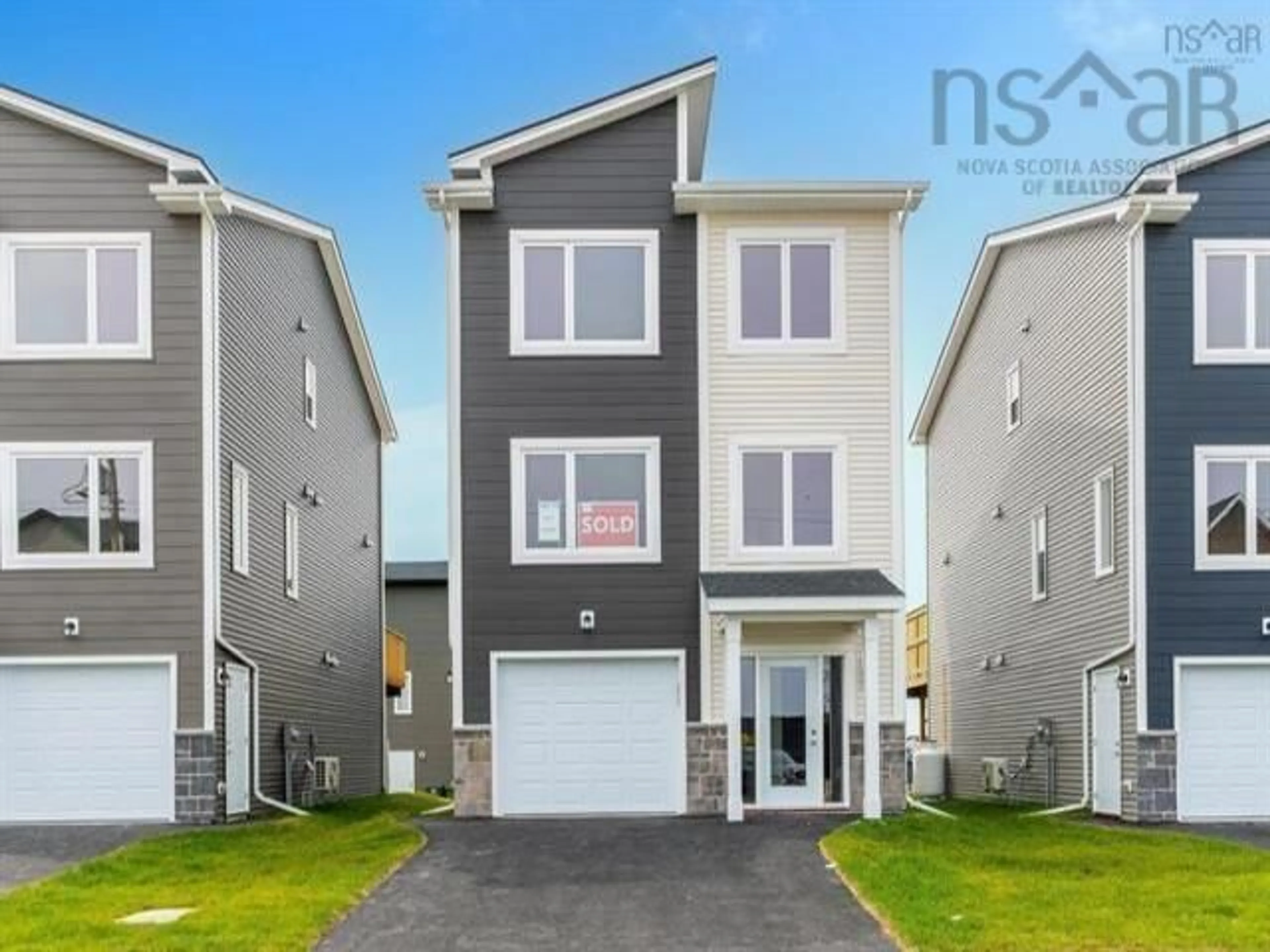 Home with vinyl exterior material, street for 230 Higgins Ave, Beechville Nova Scotia B3T 0N3