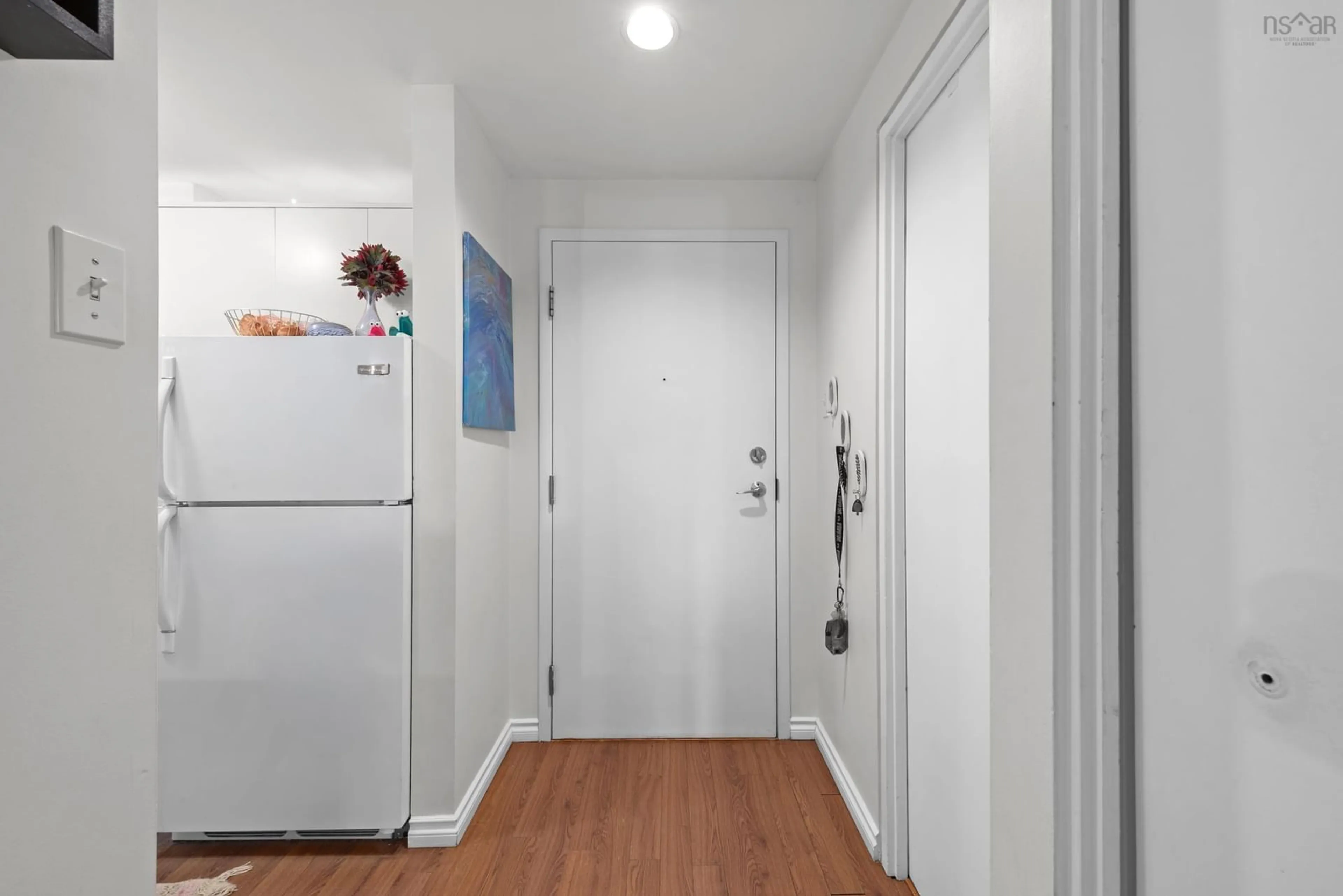 Indoor entryway for 1326 Lower Water St #508, Halifax Peninsula Nova Scotia B3J 3R3