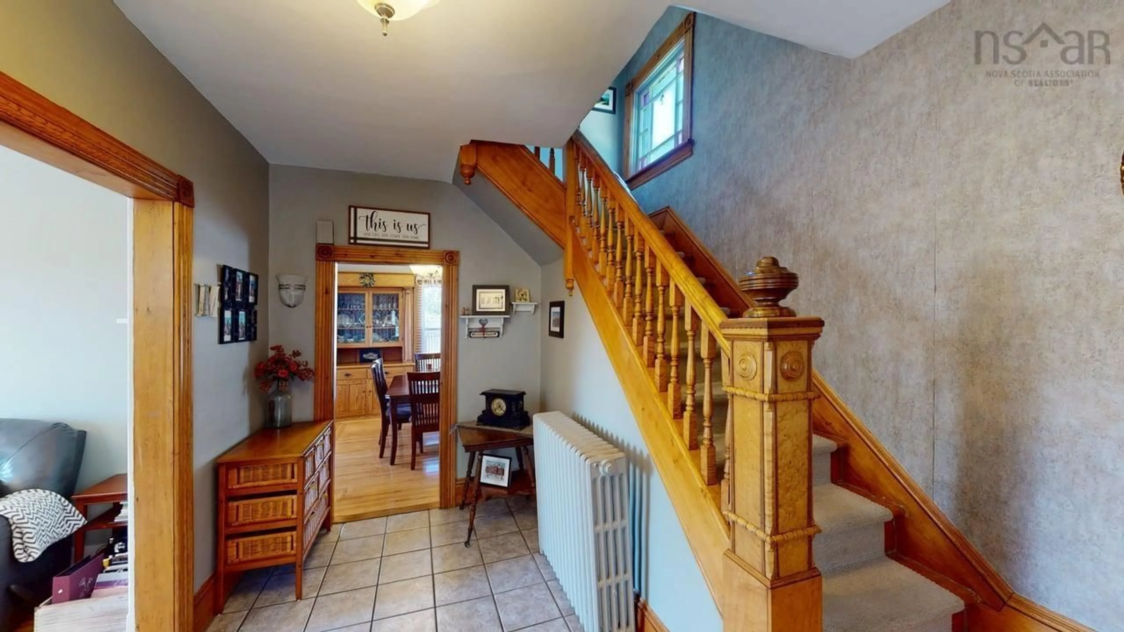 Indoor foyer for 34 Duke St, New Glasgow Nova Scotia B2H 1R1