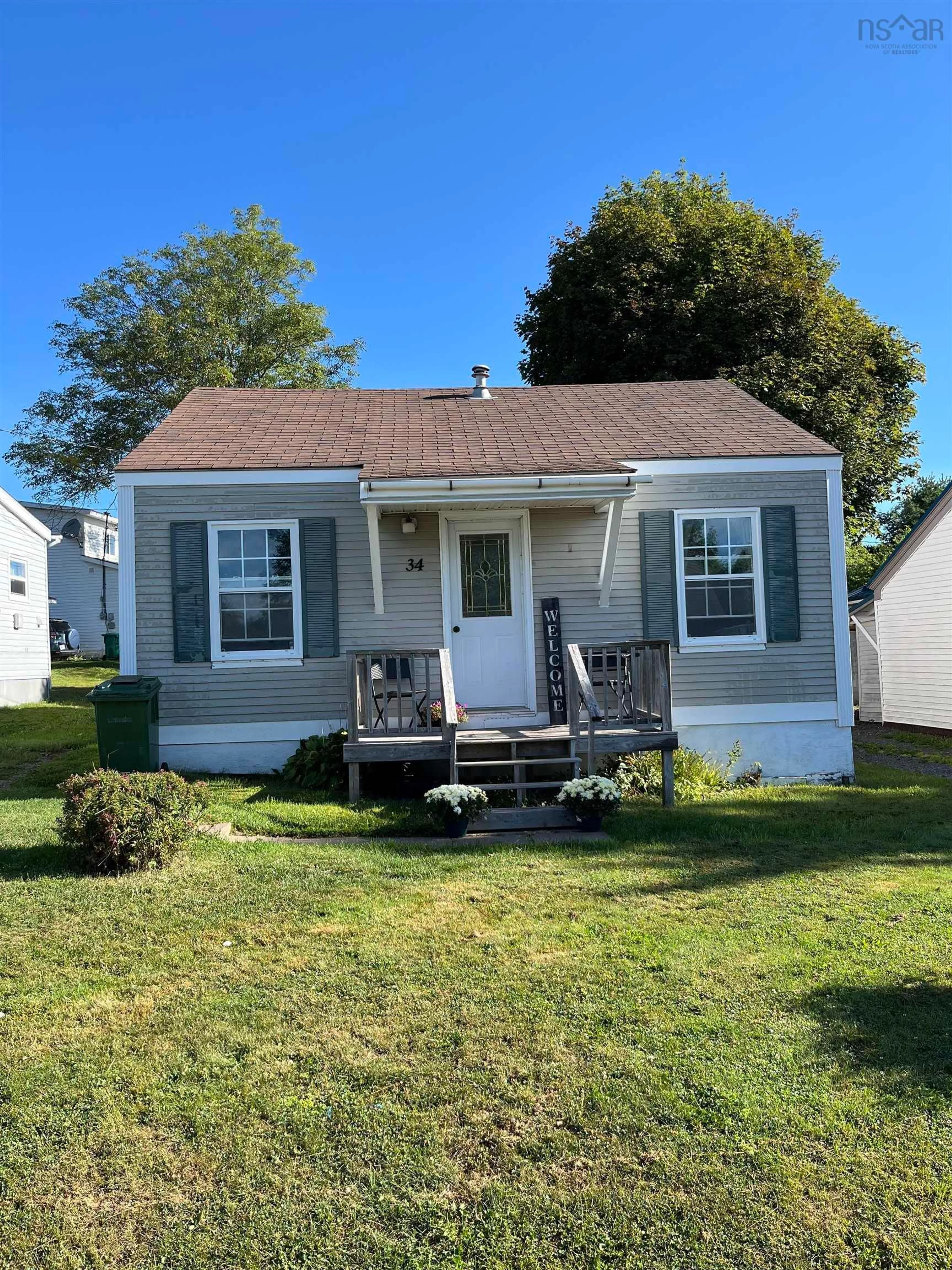 Home with vinyl exterior material, street for 34 Cedar St, Pictou Nova Scotia B0K 1H0