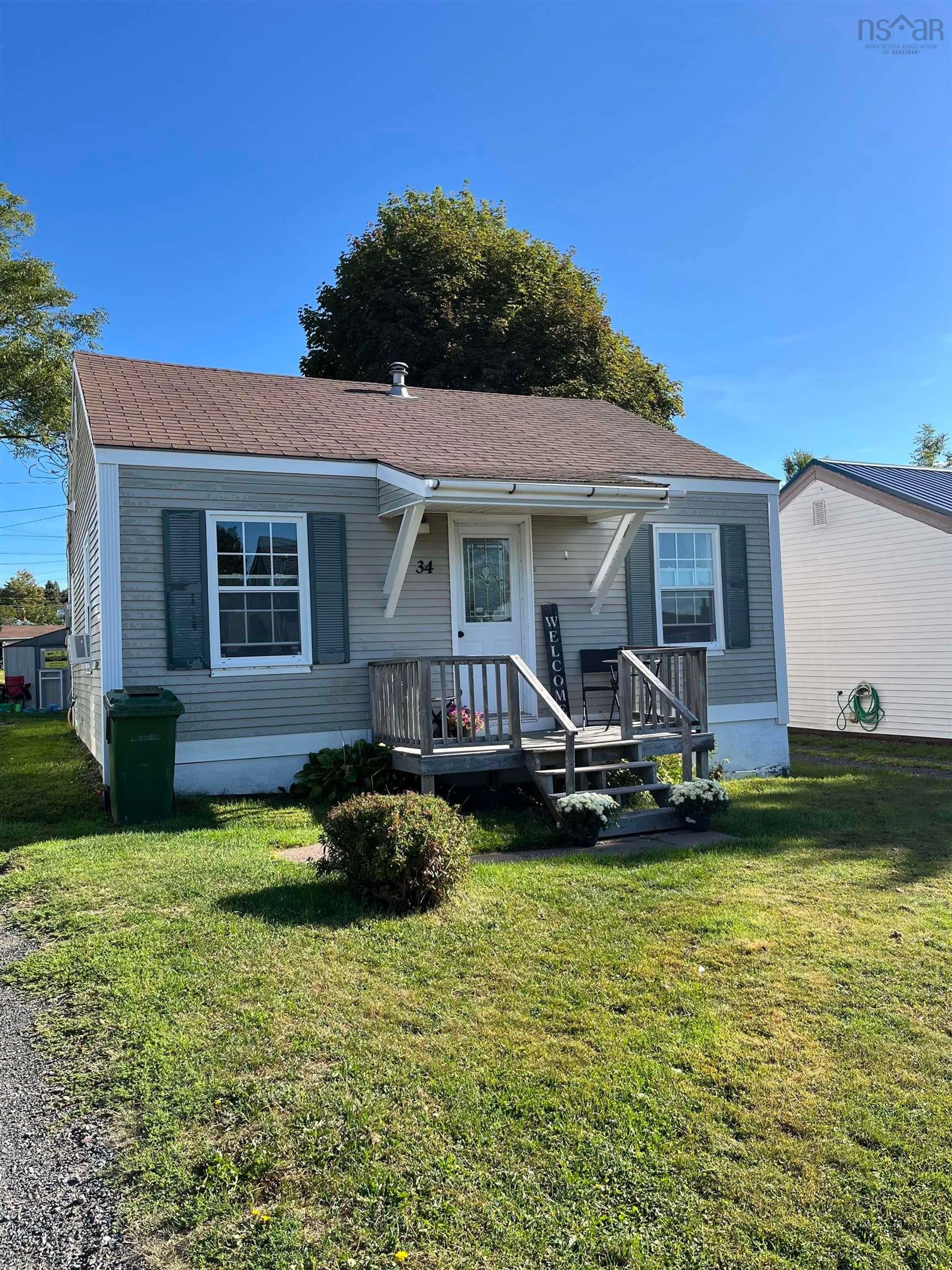 Home with vinyl exterior material, street for 34 Cedar St, Pictou Nova Scotia B0K 1H0