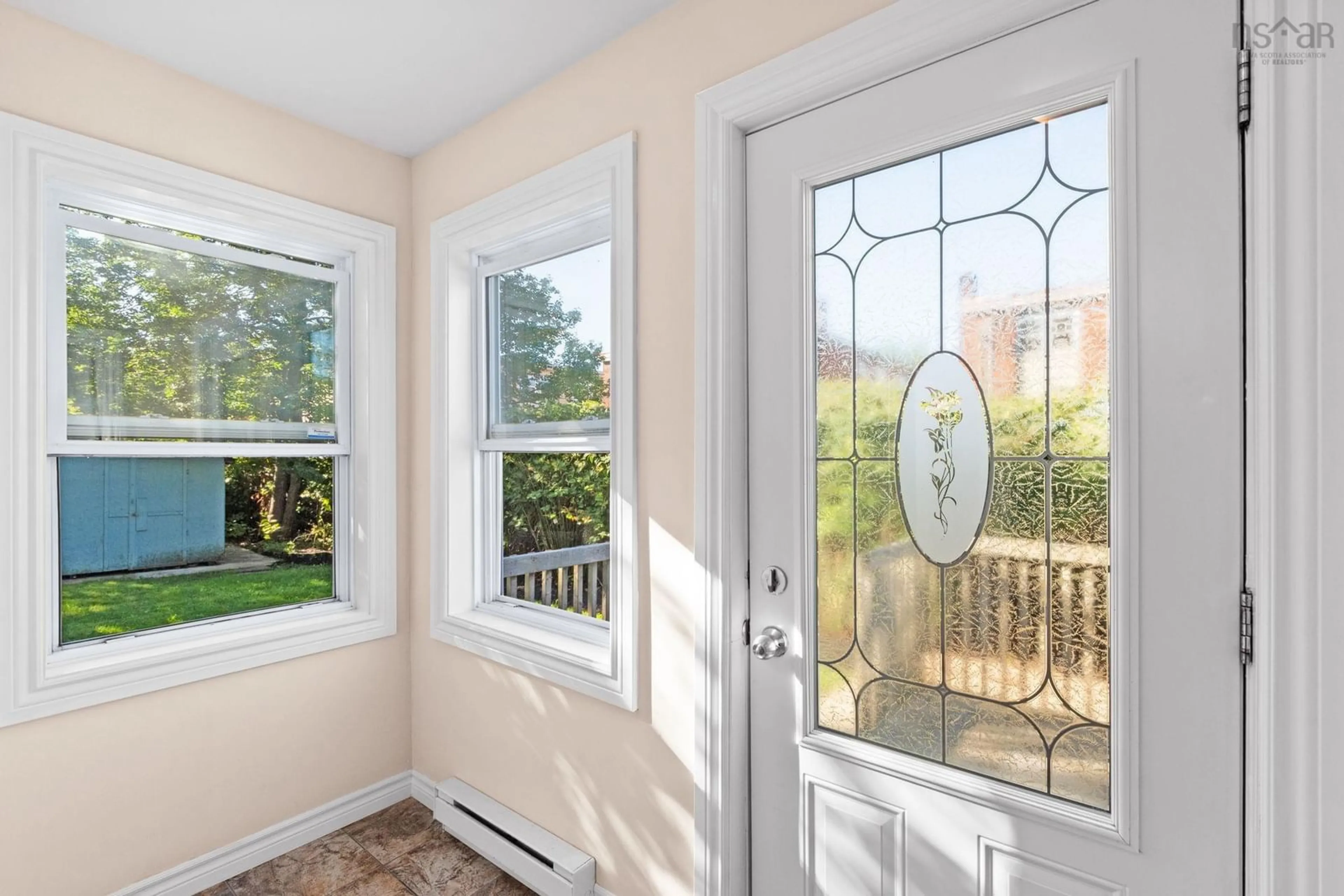 Indoor entryway for 48 Irving St, Woodside Nova Scotia B2W 1K2