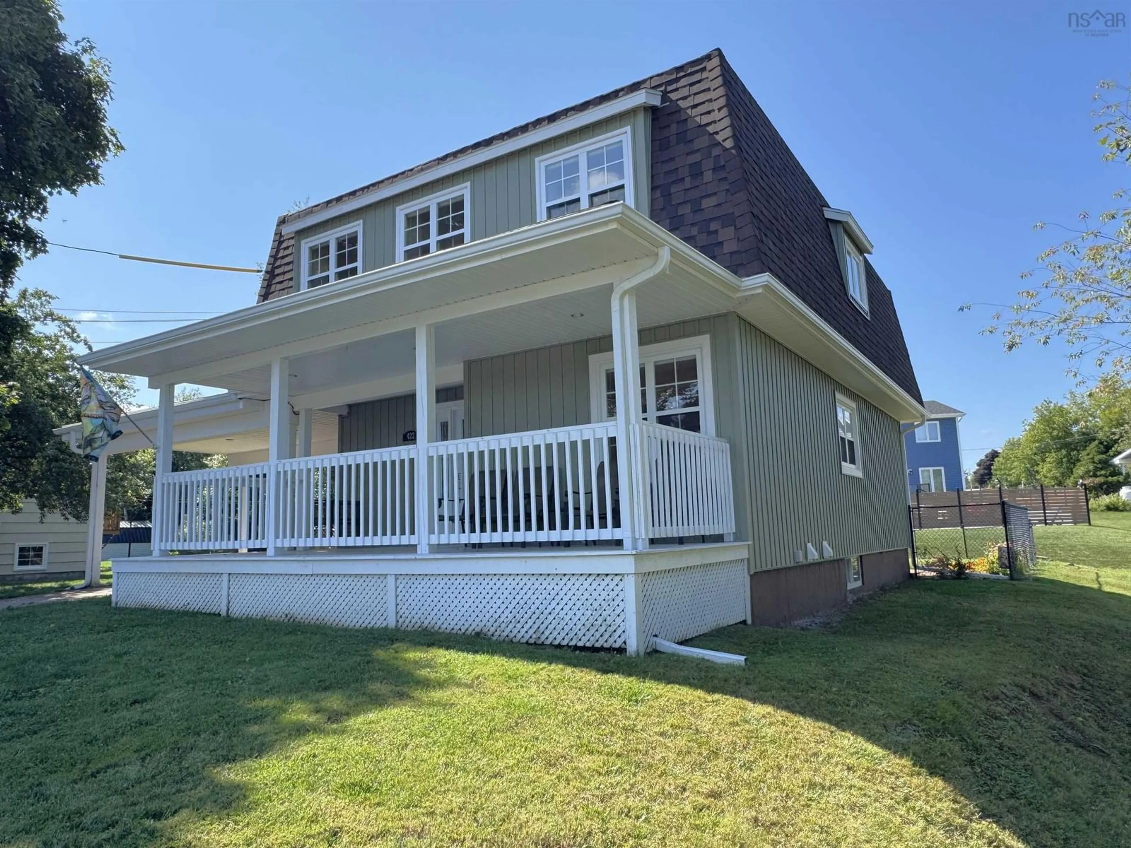 Home with vinyl exterior material, unknown for 422 Beech, New Glasgow Nova Scotia B2H 1A4