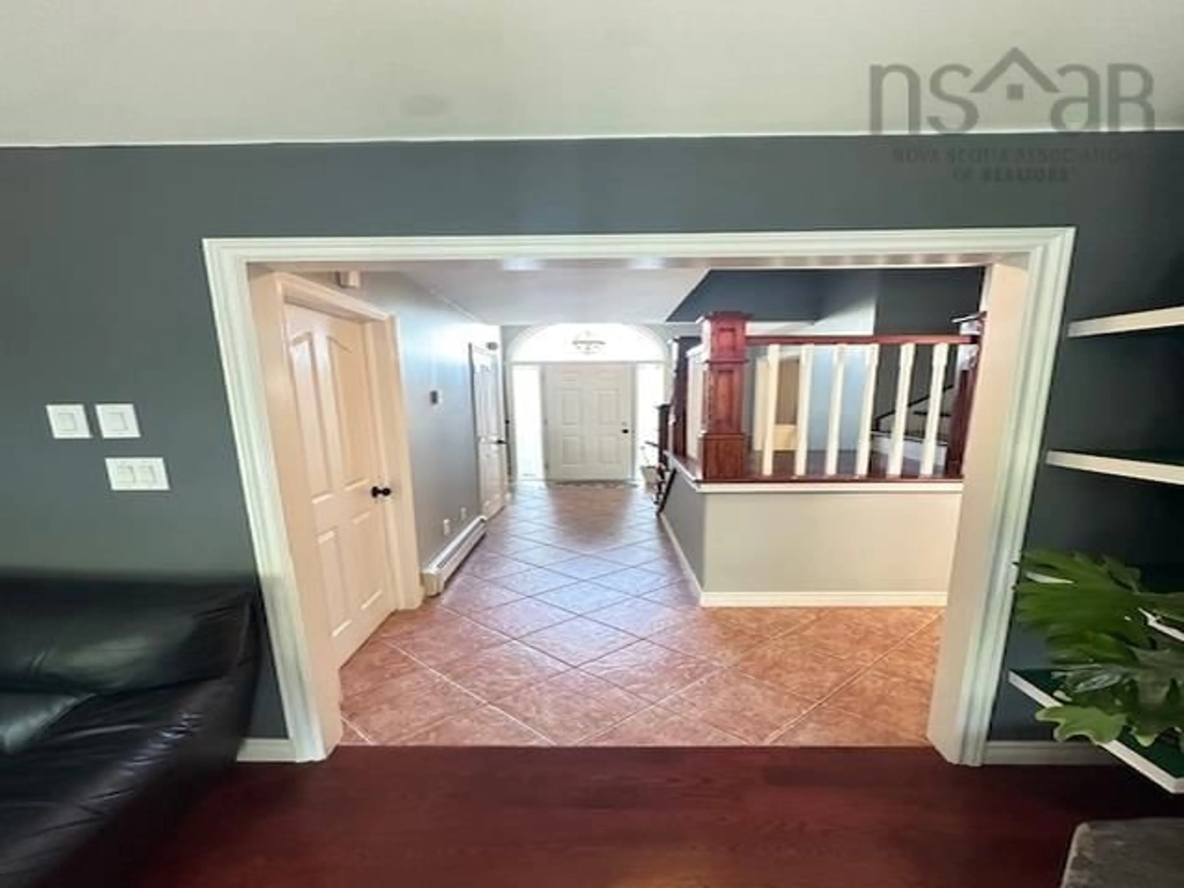 Indoor entryway for 56 Banks Crt, Dartmouth Nova Scotia B2X 2Y6