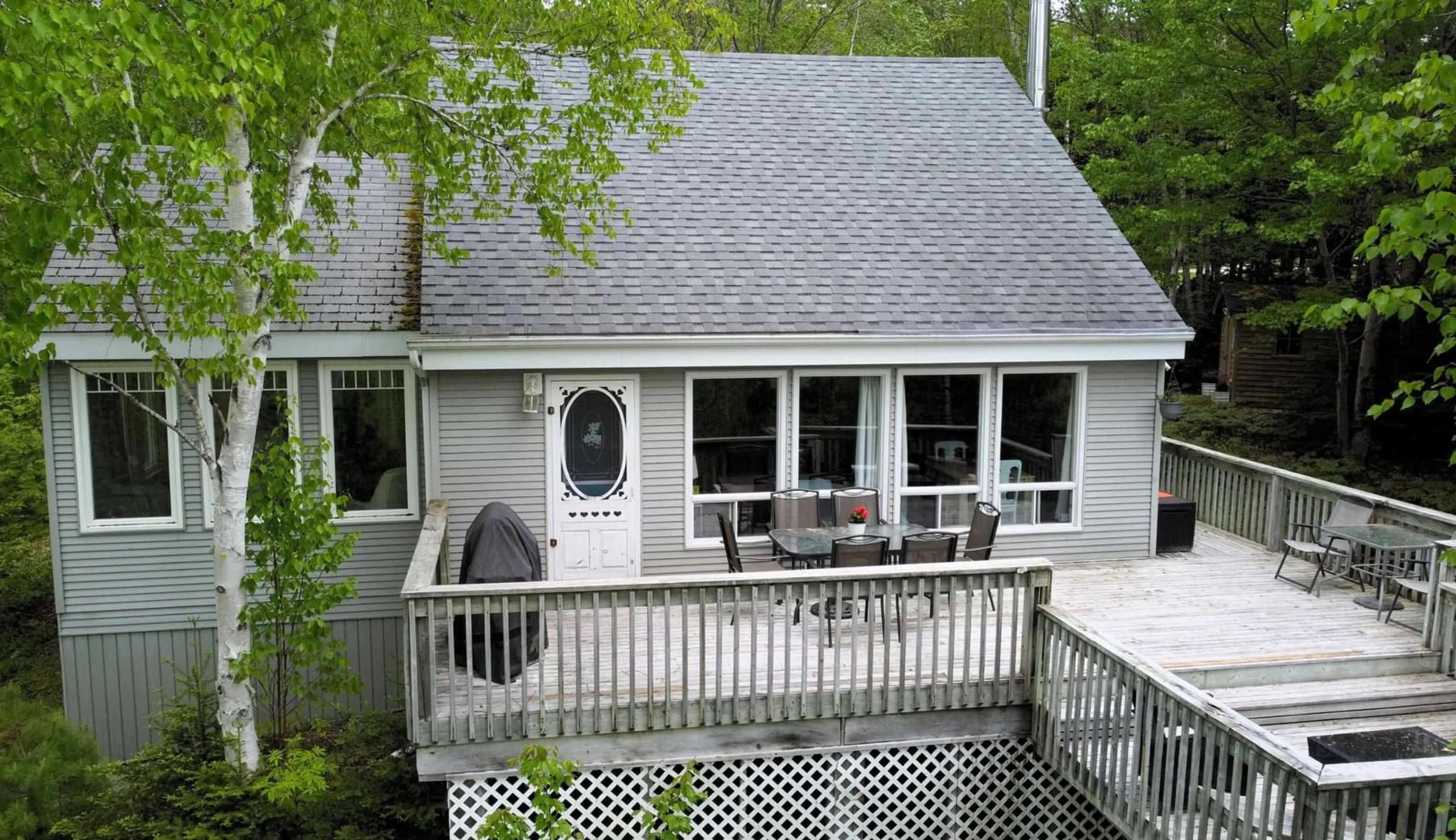 Home with vinyl exterior material, unknown for 156 Lakewood Dr, Chester Grant Nova Scotia B0J 1K0