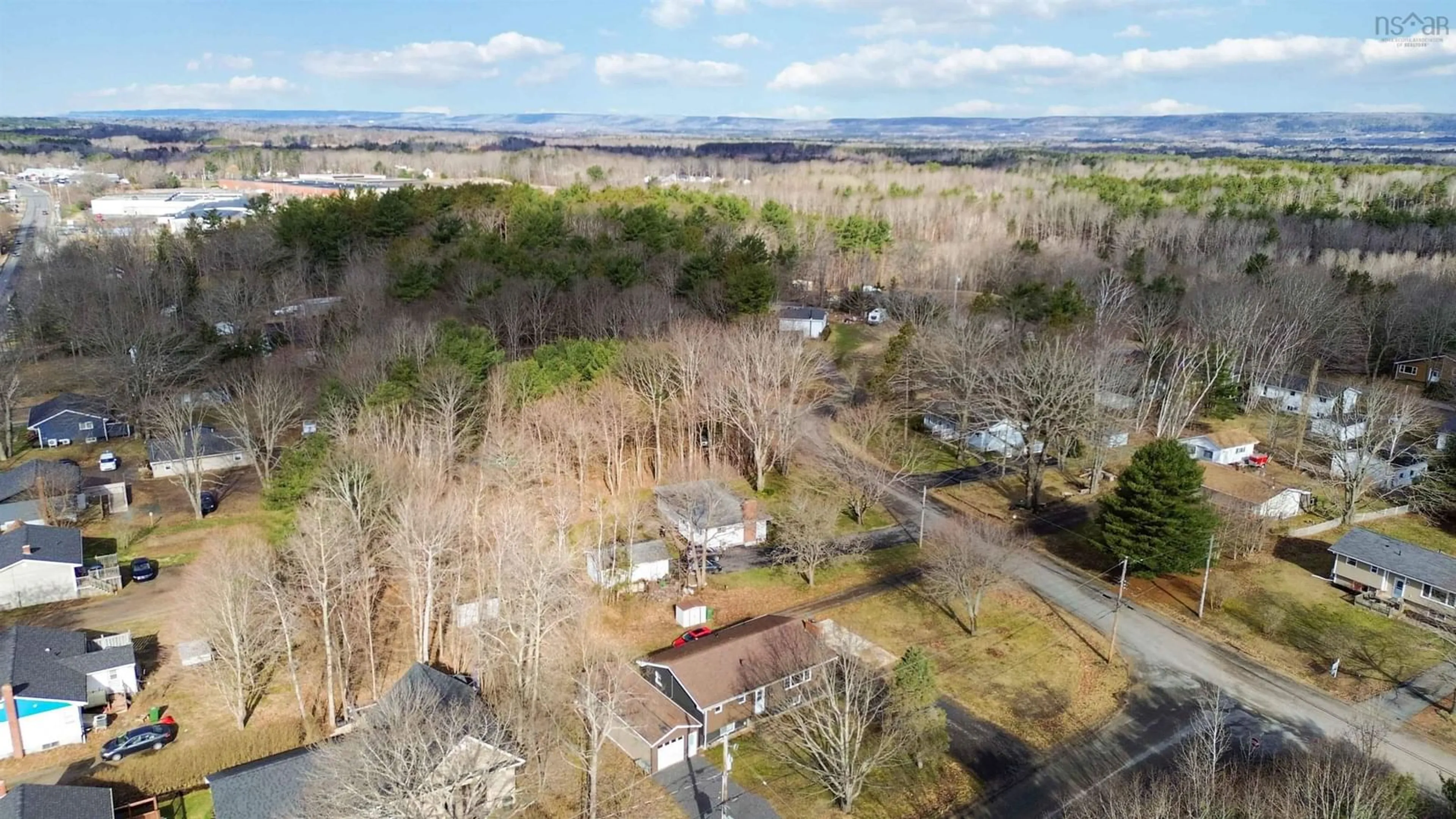 A pic from outside/outdoor area/front of a property/back of a property/a pic from drone, unknown for 1586 Webster St, Coldbrook Nova Scotia B4R 1A2