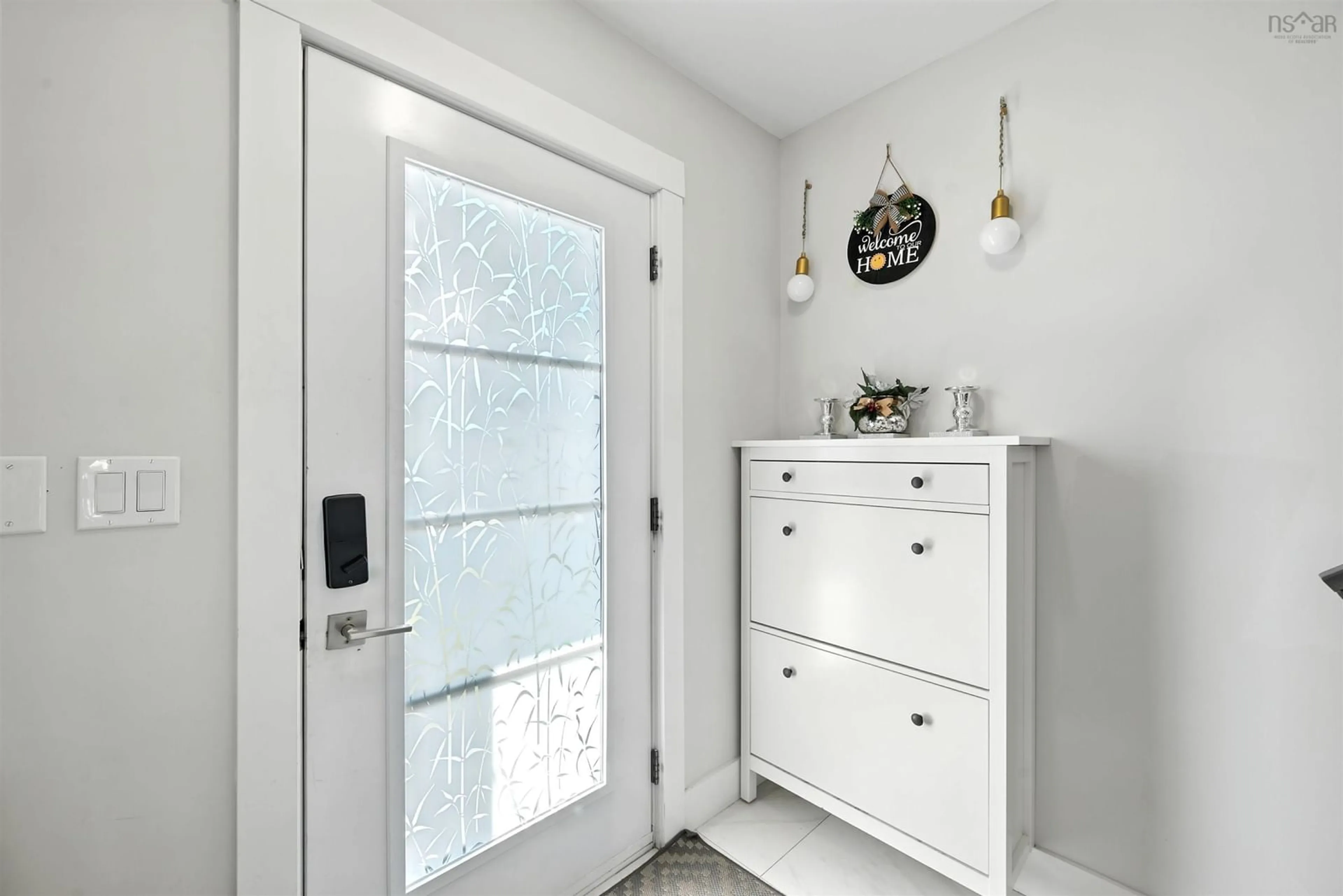 Indoor entryway for 59 Travertine Crt, Halifax Nova Scotia B3P 0J5