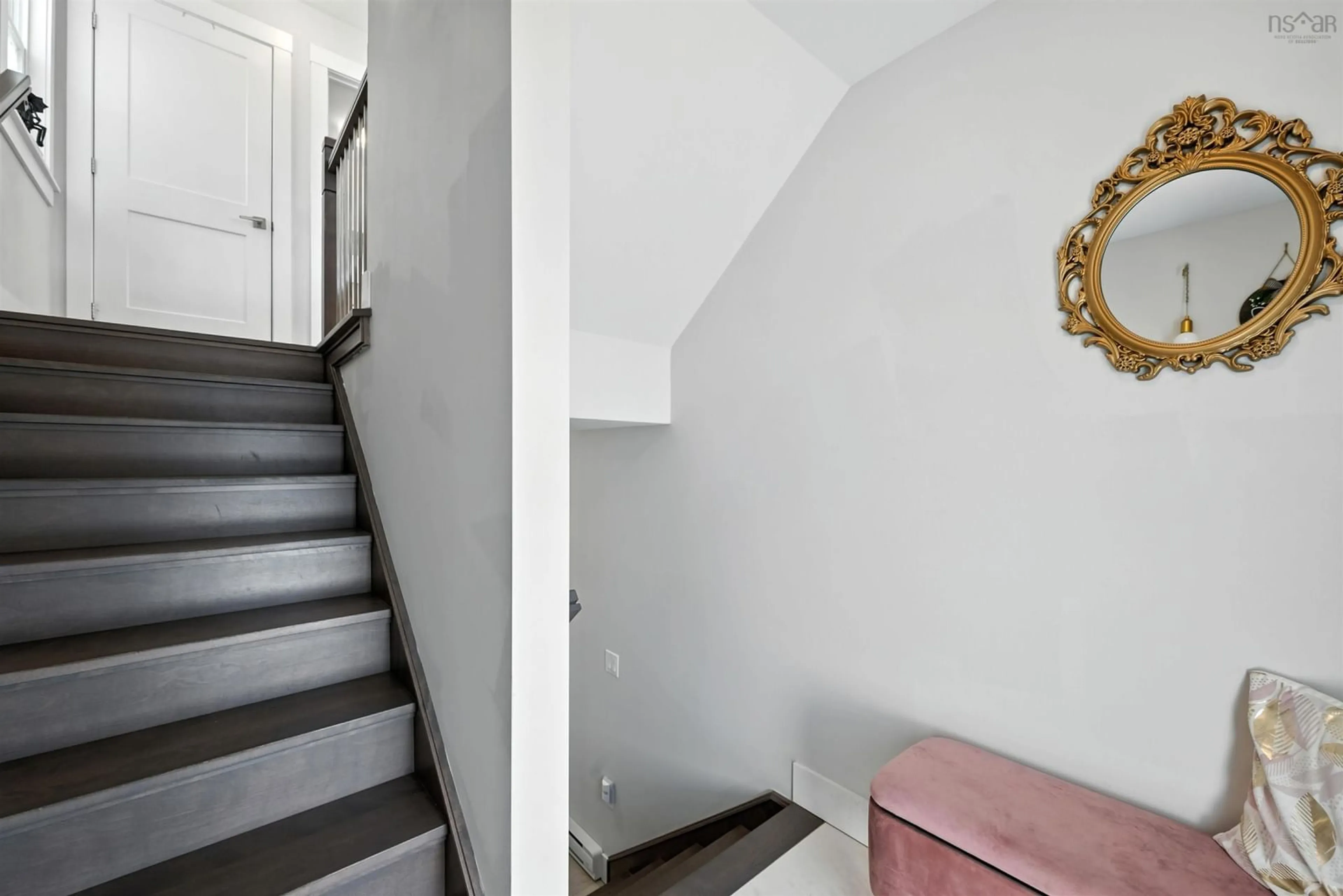 Stairs for 59 Travertine Crt, Halifax Nova Scotia B3P 0J5