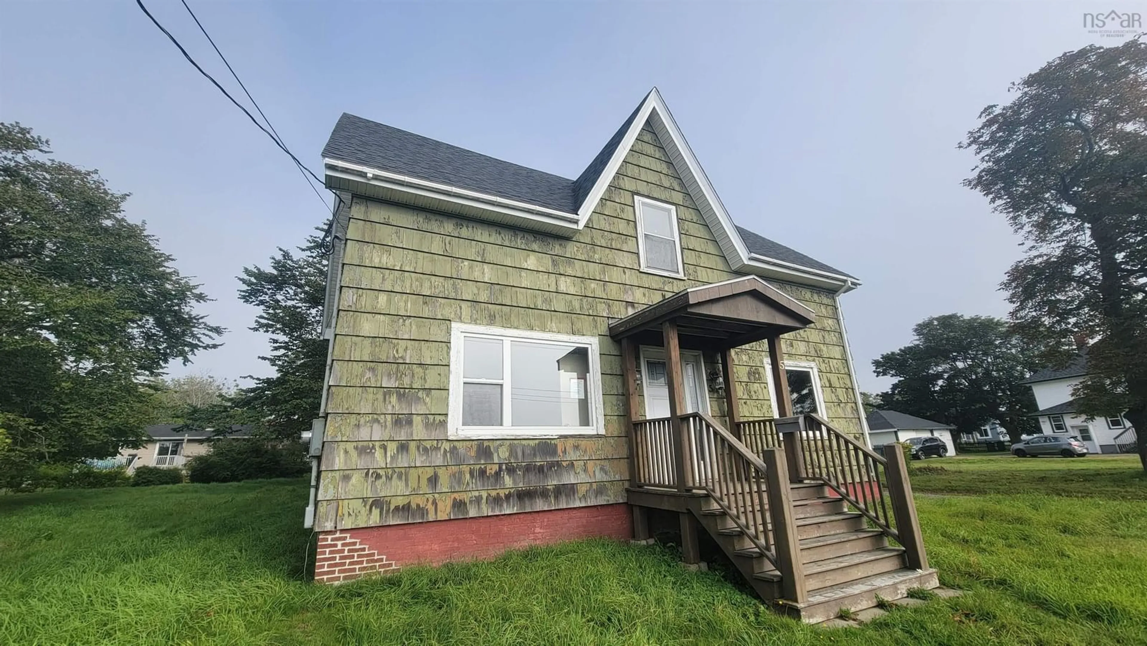 Unknown for 5 Prince St, Yarmouth Nova Scotia B5A 1R4