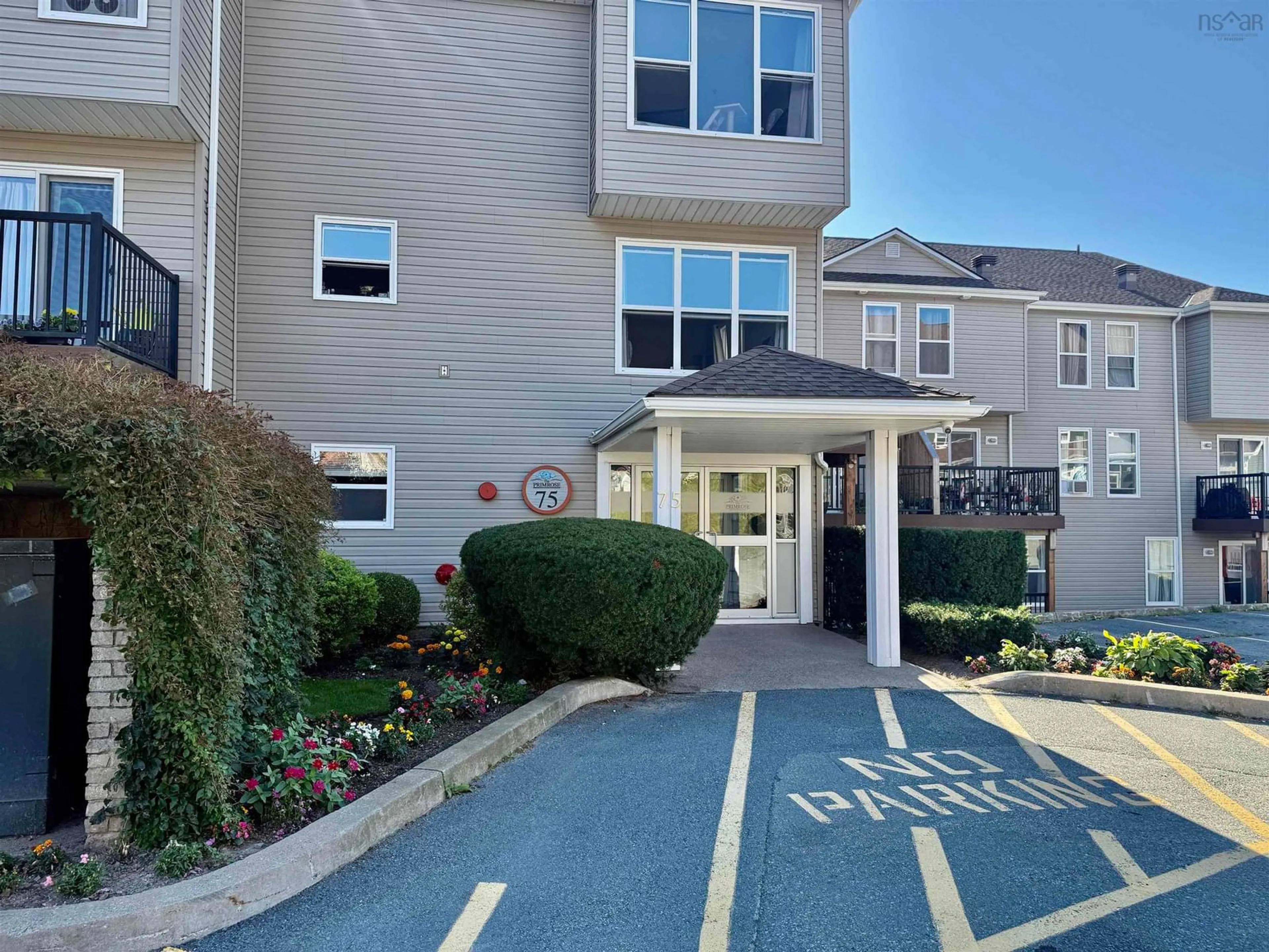 Unknown for 75 Collins Grove #209, Dartmouth Nova Scotia B2W 6B3