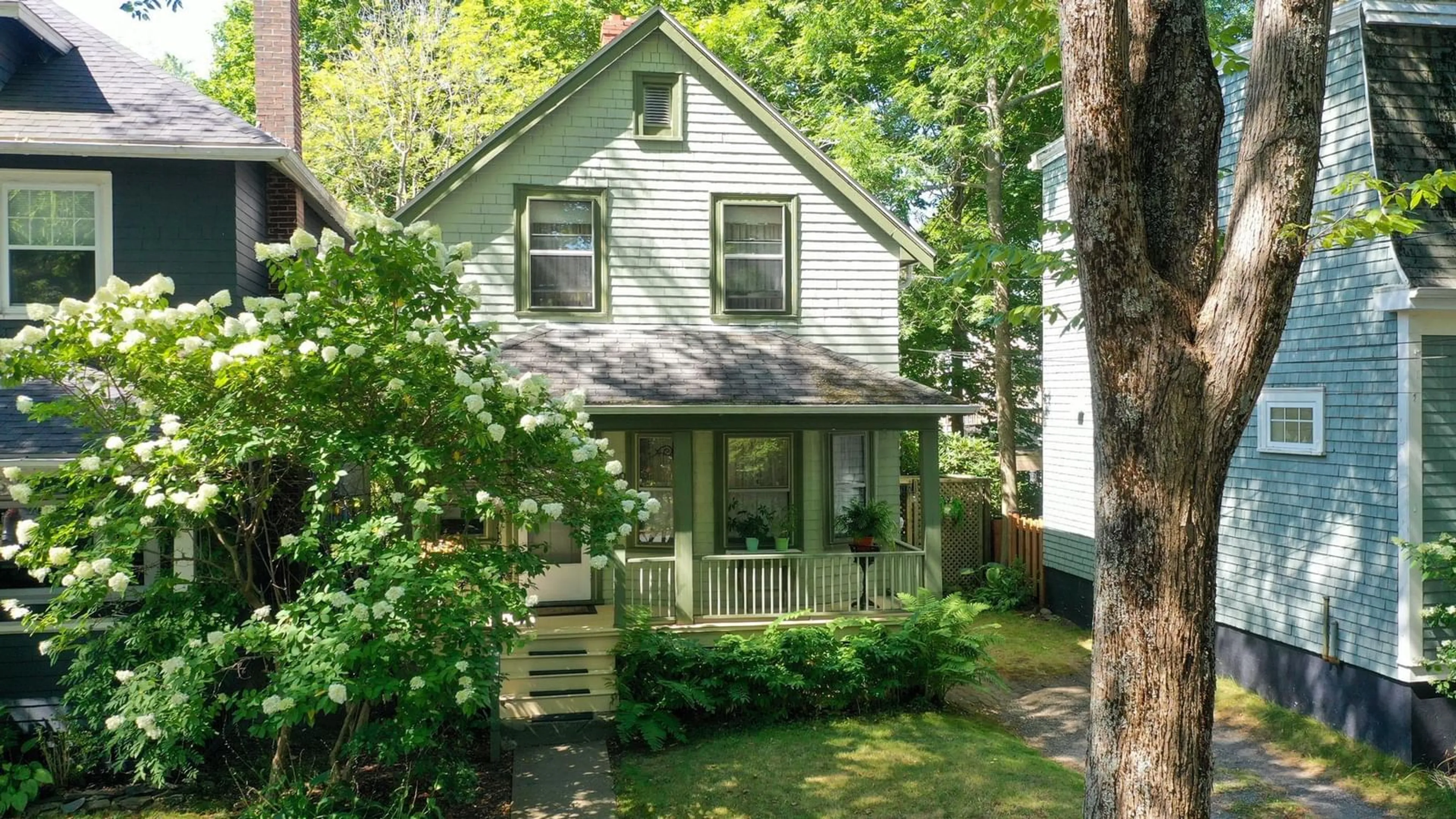 Home with vinyl exterior material, street for 1880 Garden St, Halifax Nova Scotia B3H 3R6