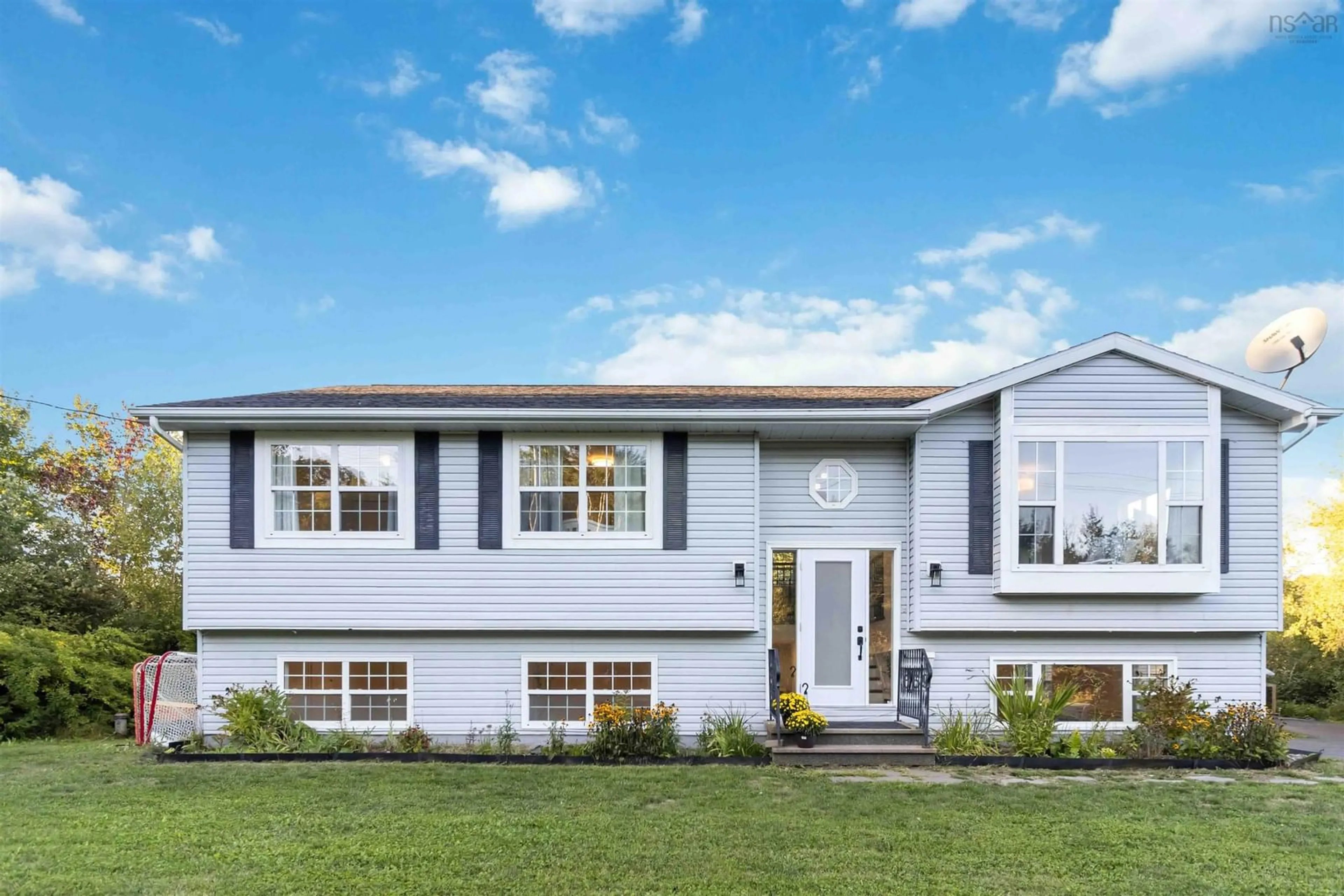 Home with vinyl exterior material, street for 667/669 Hammonds Plains Rd, Bedford Nova Scotia B4B 1A6
