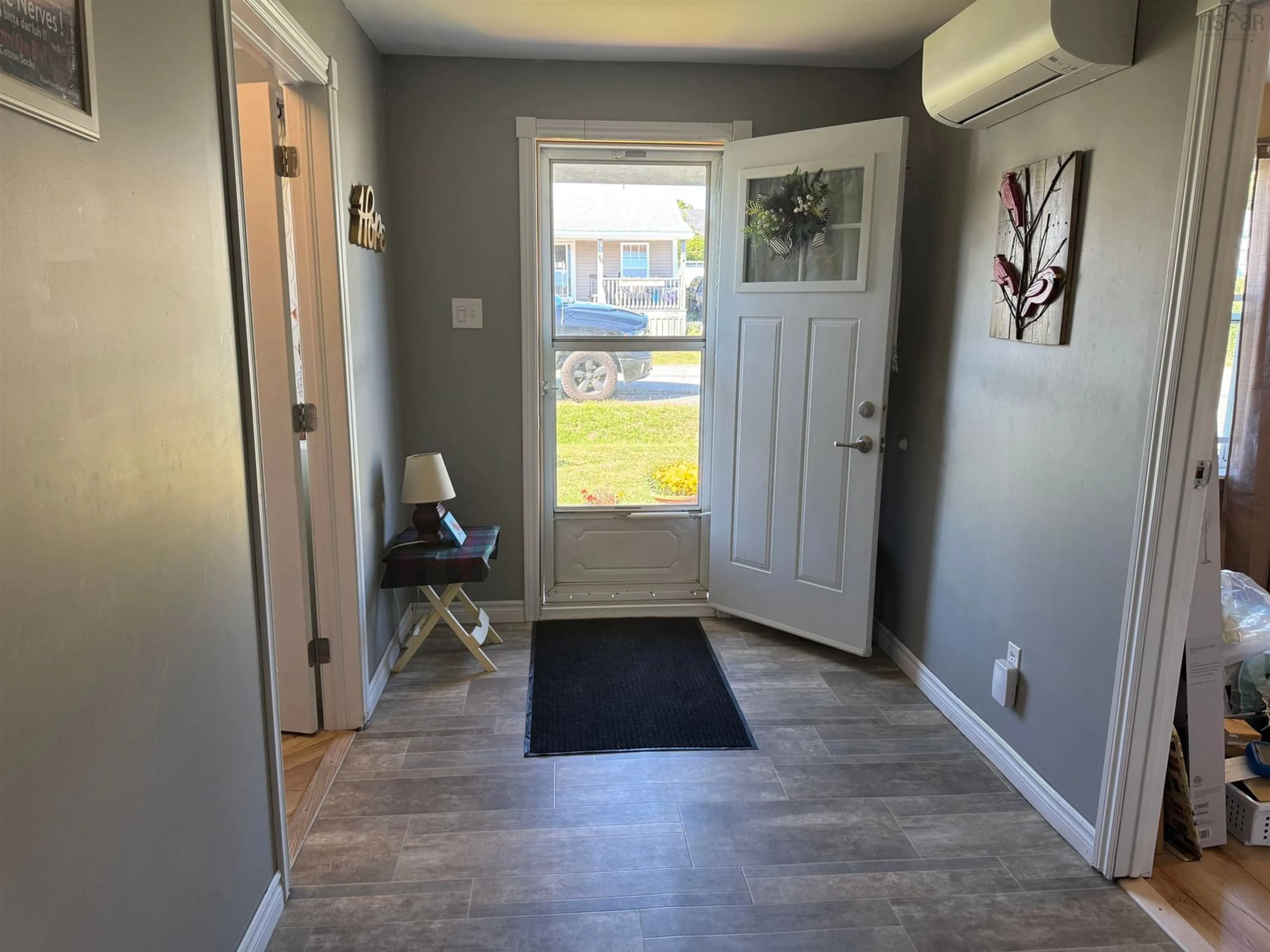 Indoor entryway for 87 Chestnut St, Pictou Nova Scotia B0K 1H0