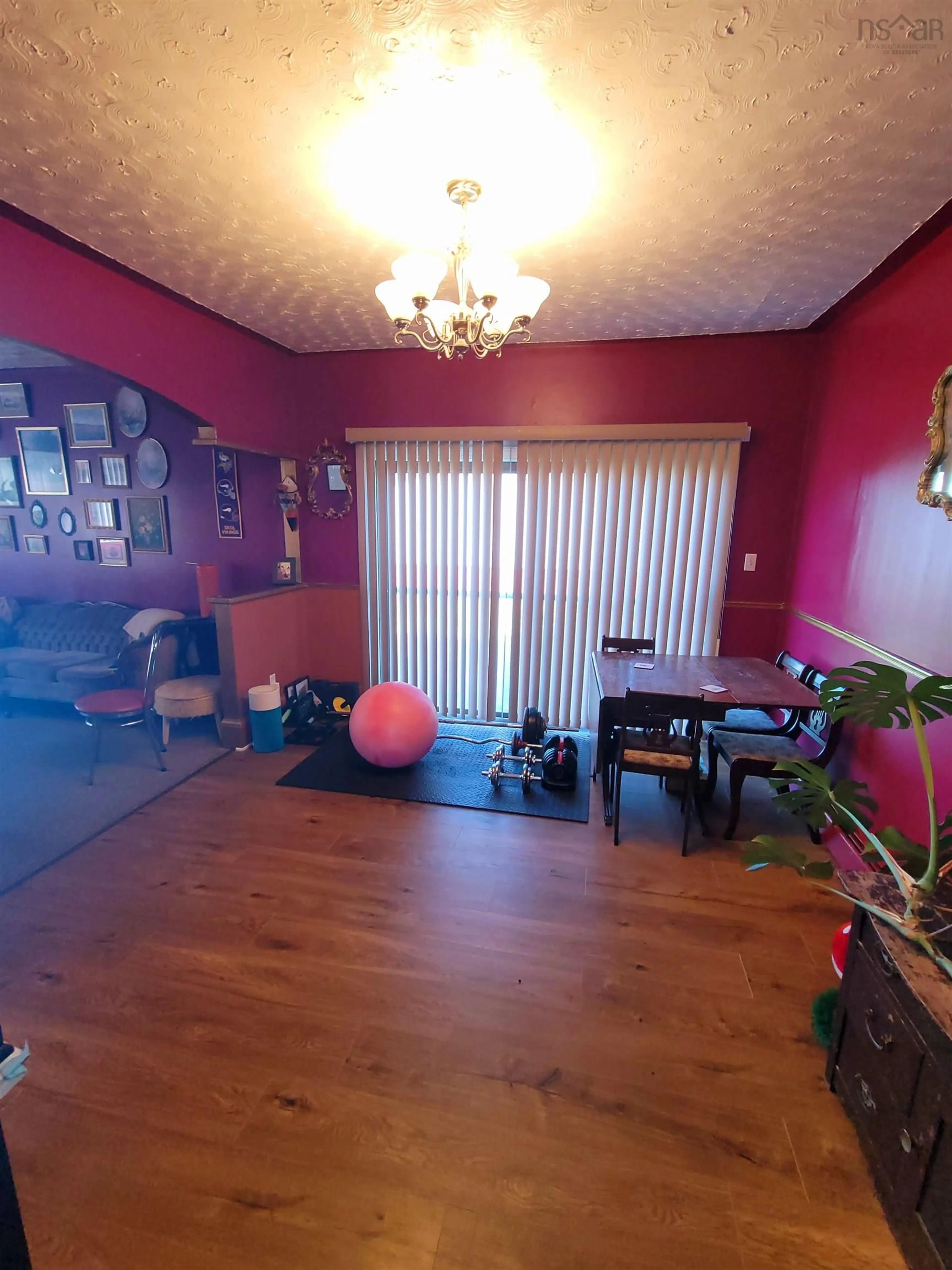 A pic of a room for 798 Main St, Glace Bay Nova Scotia B1A 4Z1