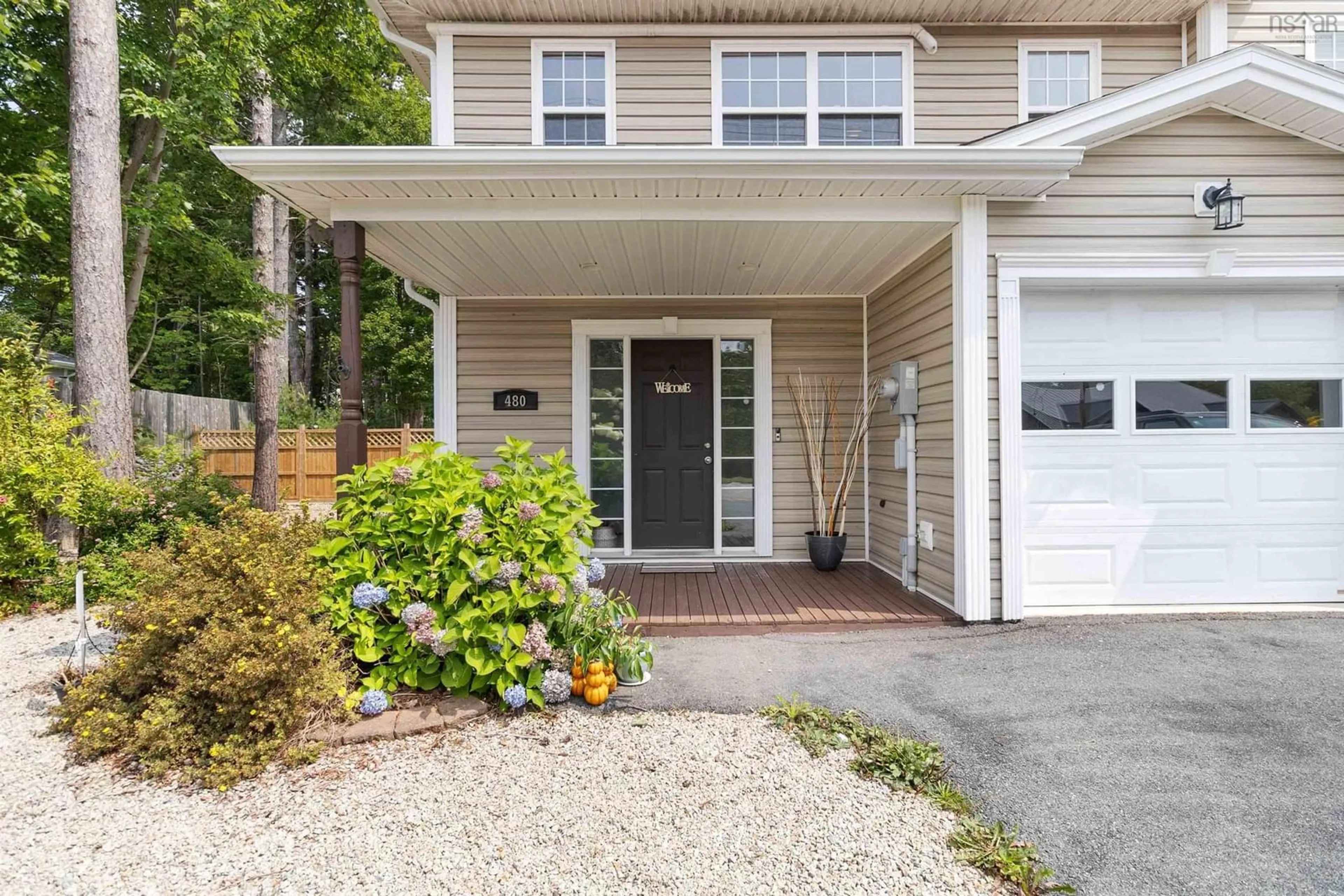 Home with vinyl exterior material, street for 480 Glen Allan Dr, Bridgewater Nova Scotia B4V 0B1