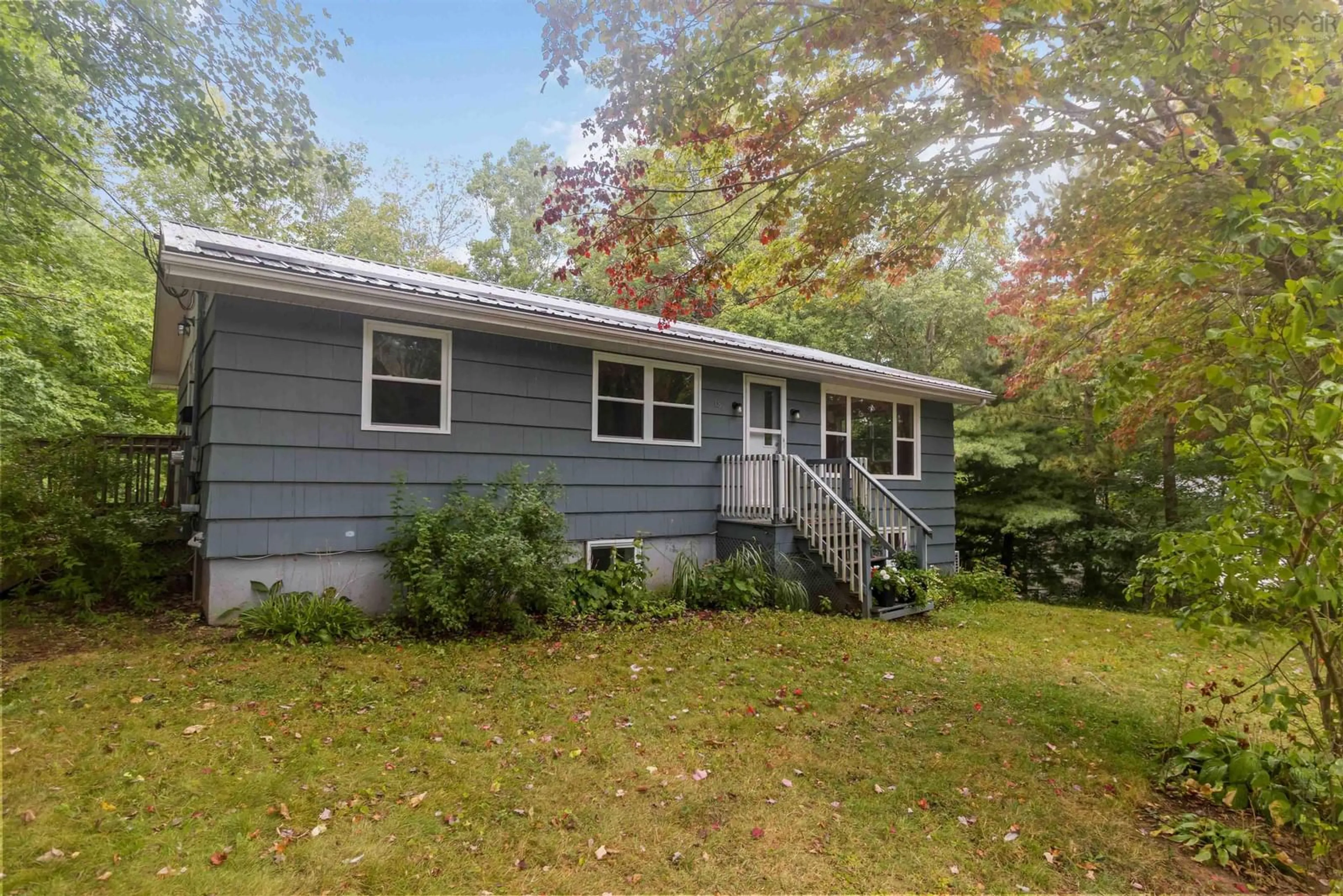 Home with vinyl exterior material, street for 18 Dublin Ave, Bridgewater Nova Scotia B4V 2V7