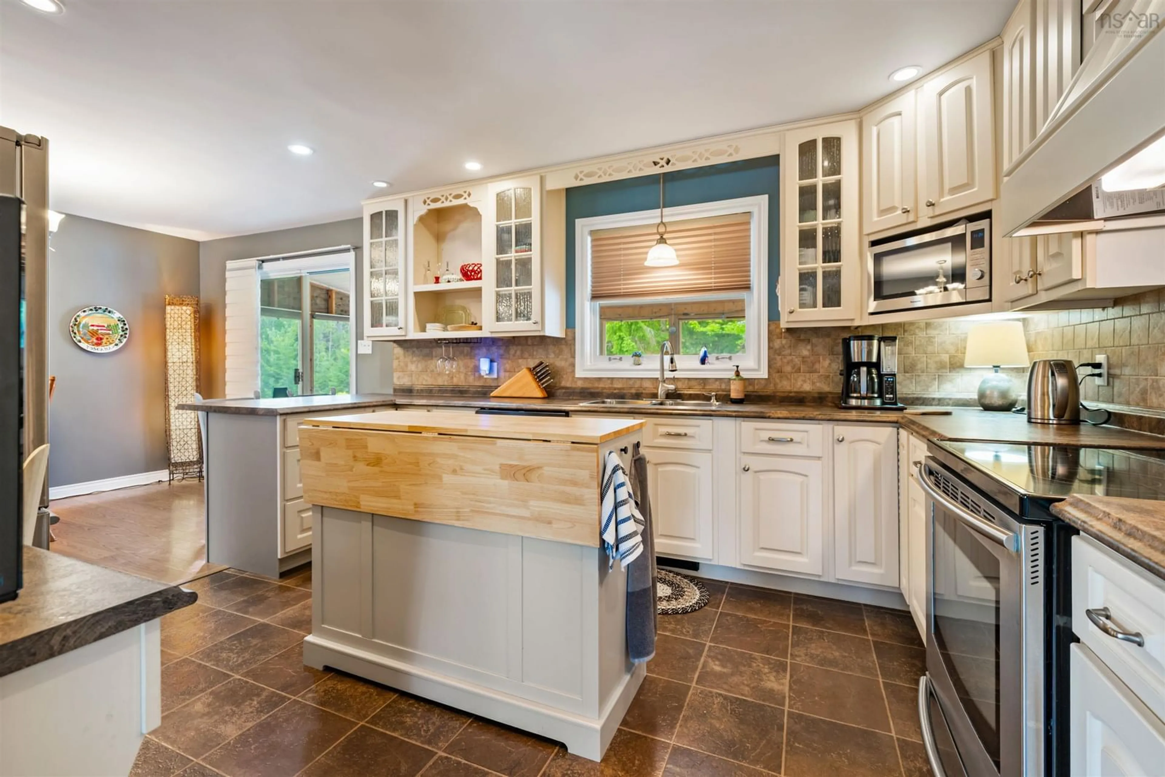 Open concept kitchen, ceramic/tile floor for 57 Birch Hill Dr, Stellarton Nova Scotia B0K 1S0