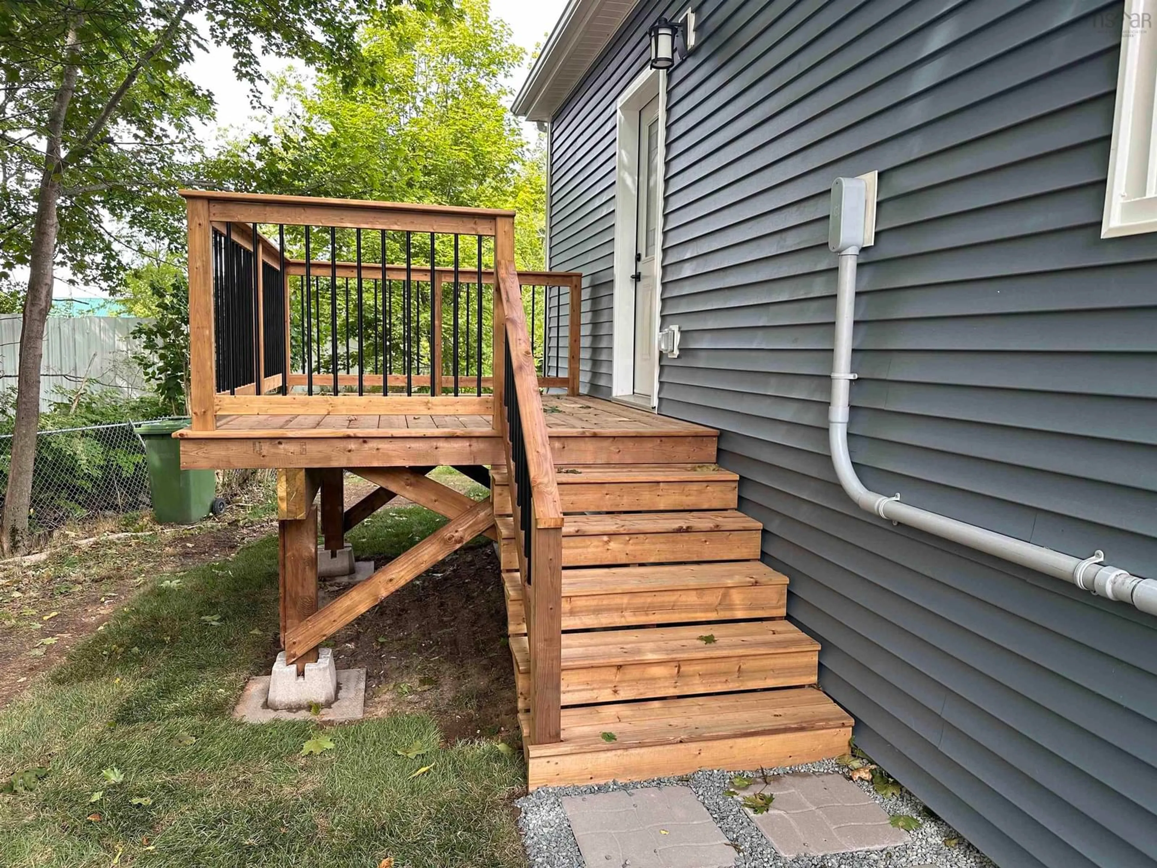 Patio, street for 131 Brunswick St, Truro Nova Scotia B2N 2H5