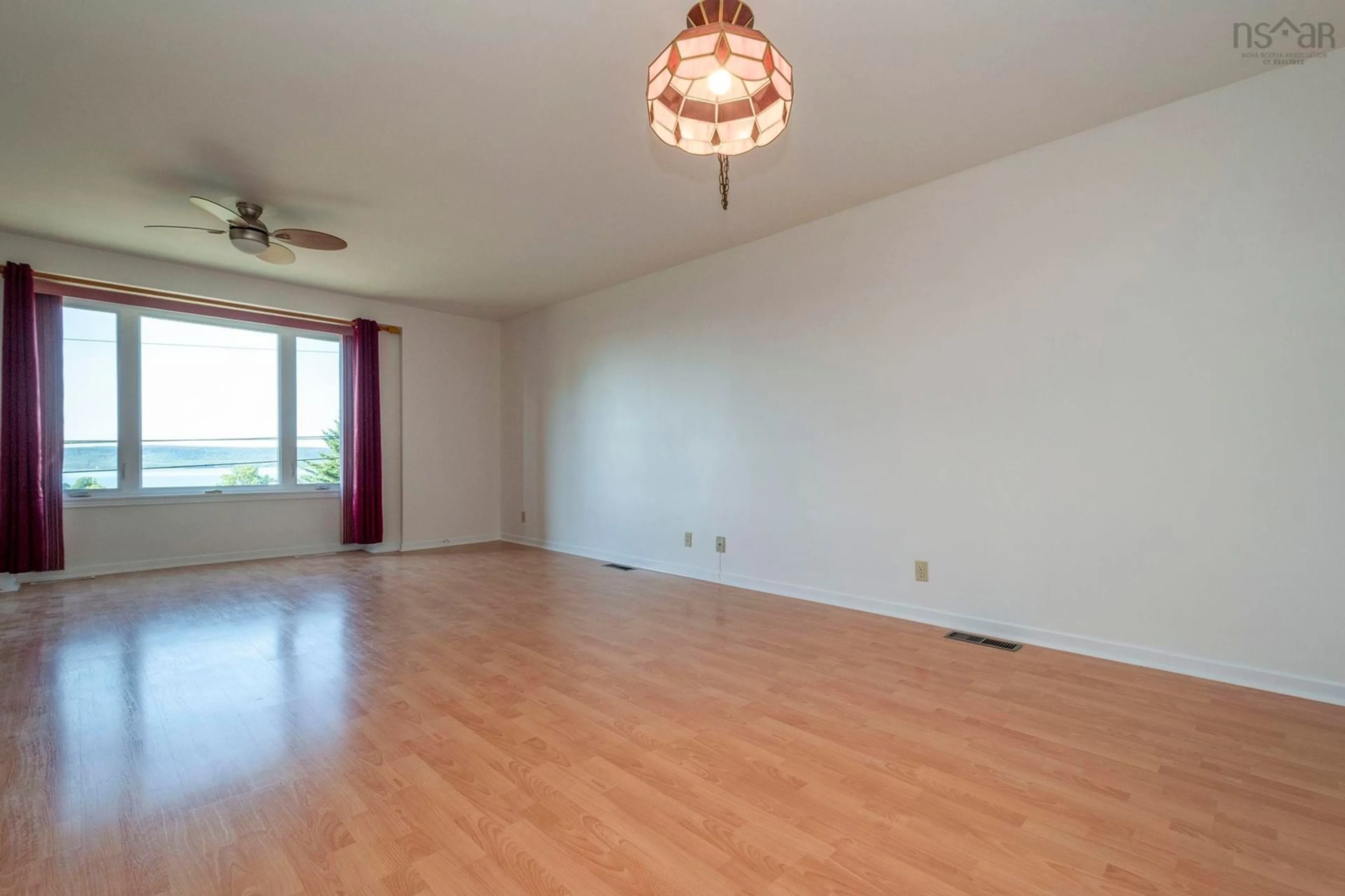 A pic of a room for 517 Harbour View Cres, Cornwallis Park Nova Scotia B0S 1H0