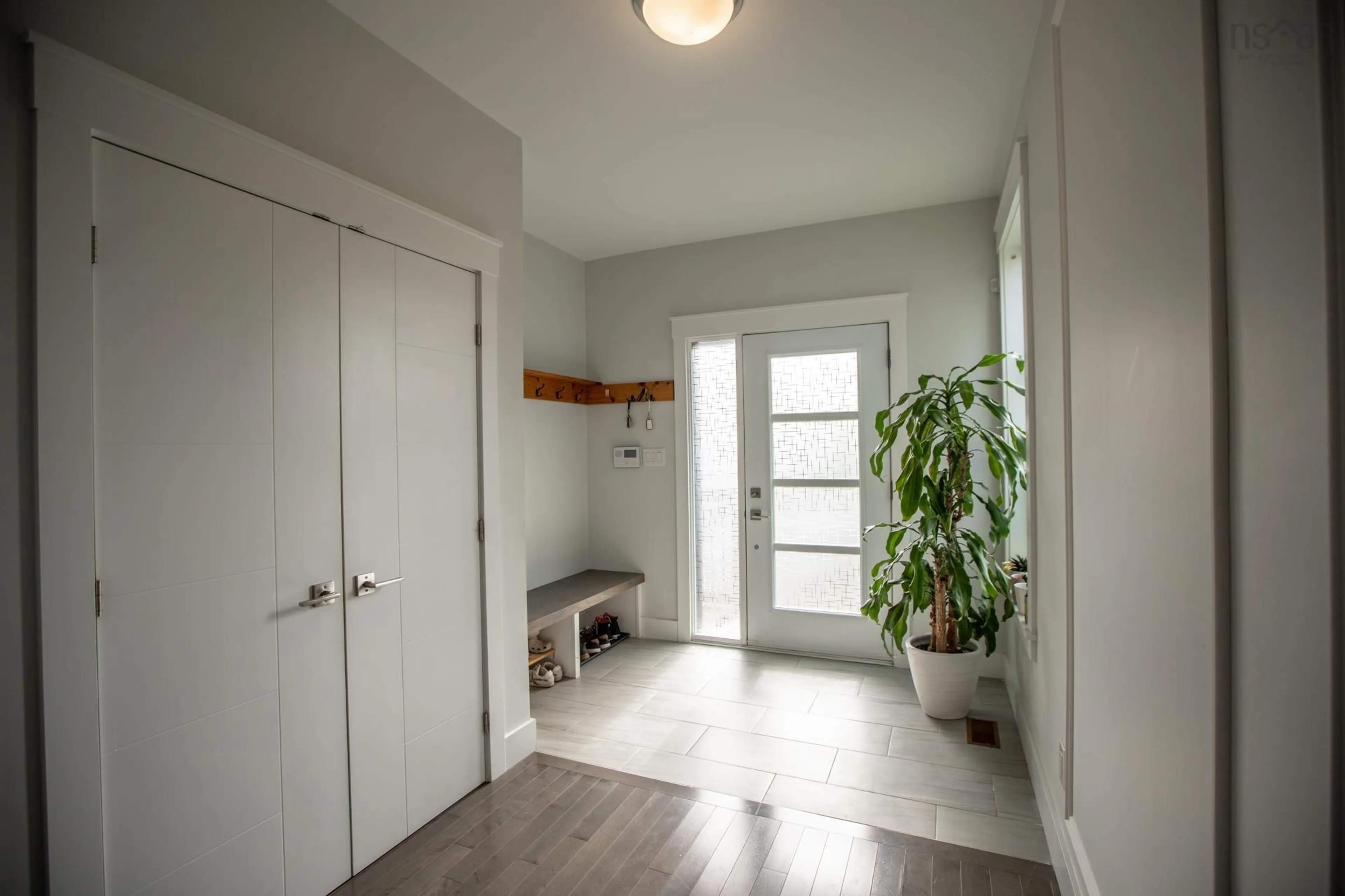 Indoor entryway for 391 Fleetview Dr, Clayton Park Nova Scotia B3M 0L3