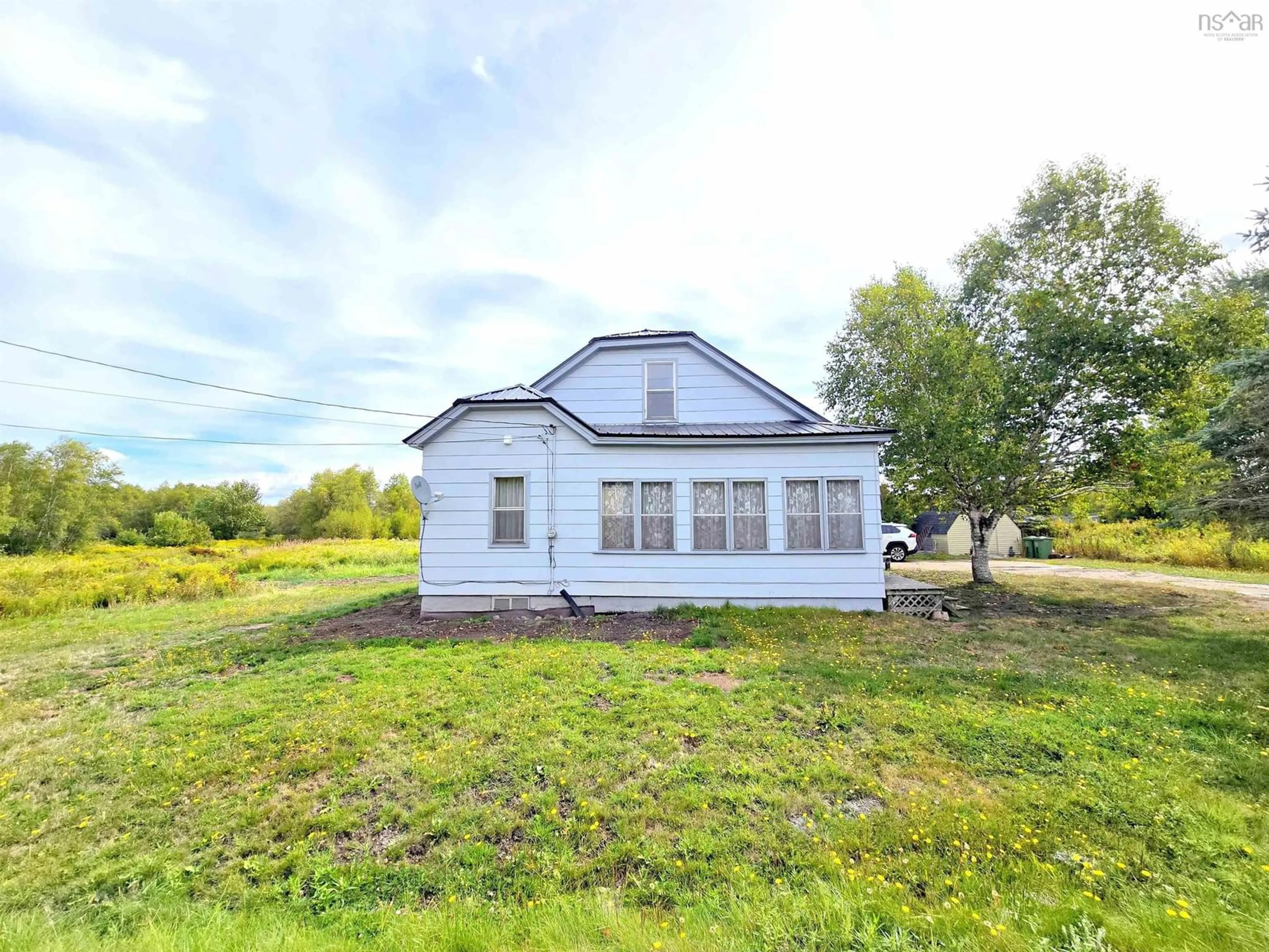 A pic from outside/outdoor area/front of a property/back of a property/a pic from drone, building for 2968 Barronsfield Rd, River Hebert Nova Scotia B0L 1G0