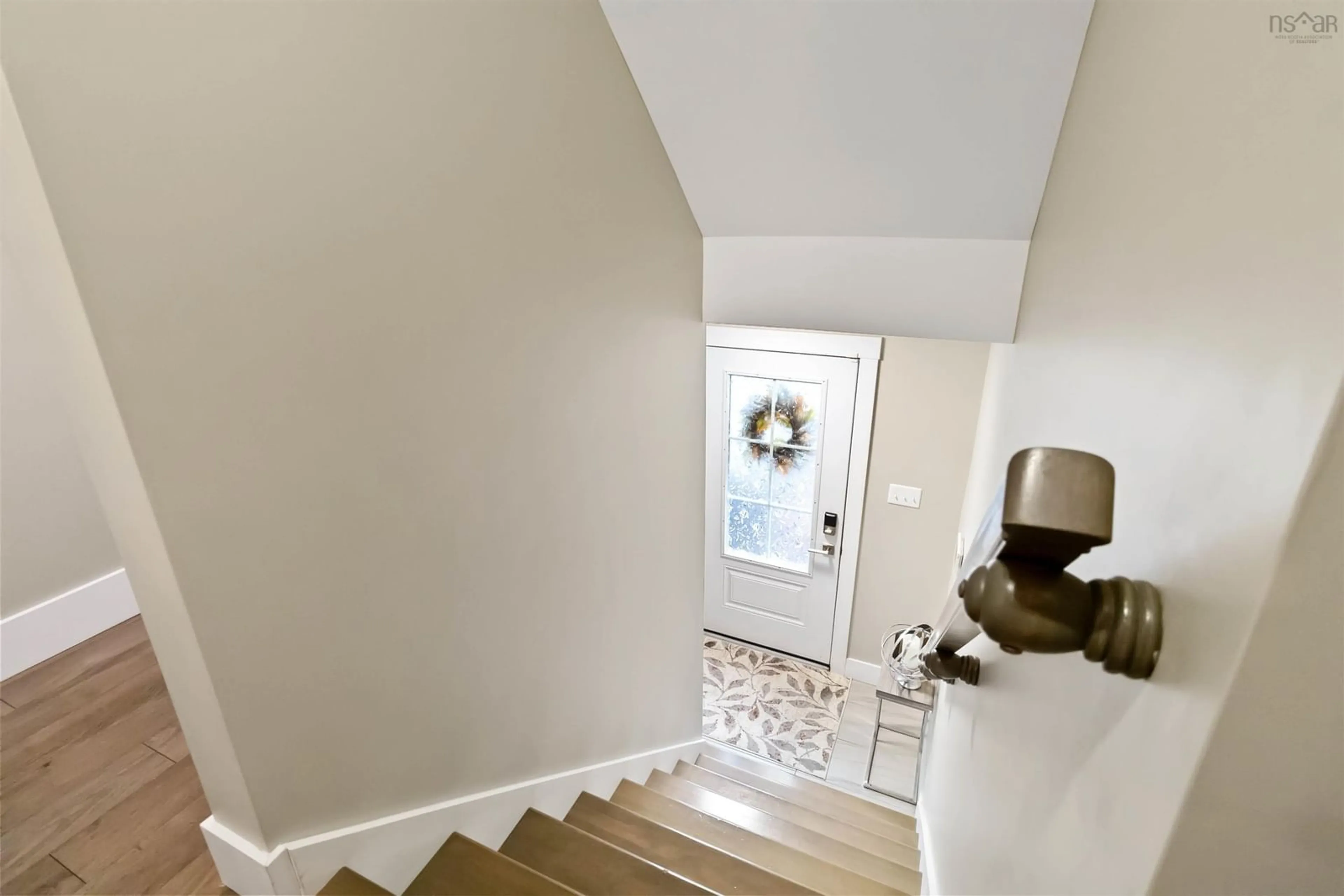 Indoor entryway for 17 Fescue Court, Middle Sackville Nova Scotia B4E 0L7