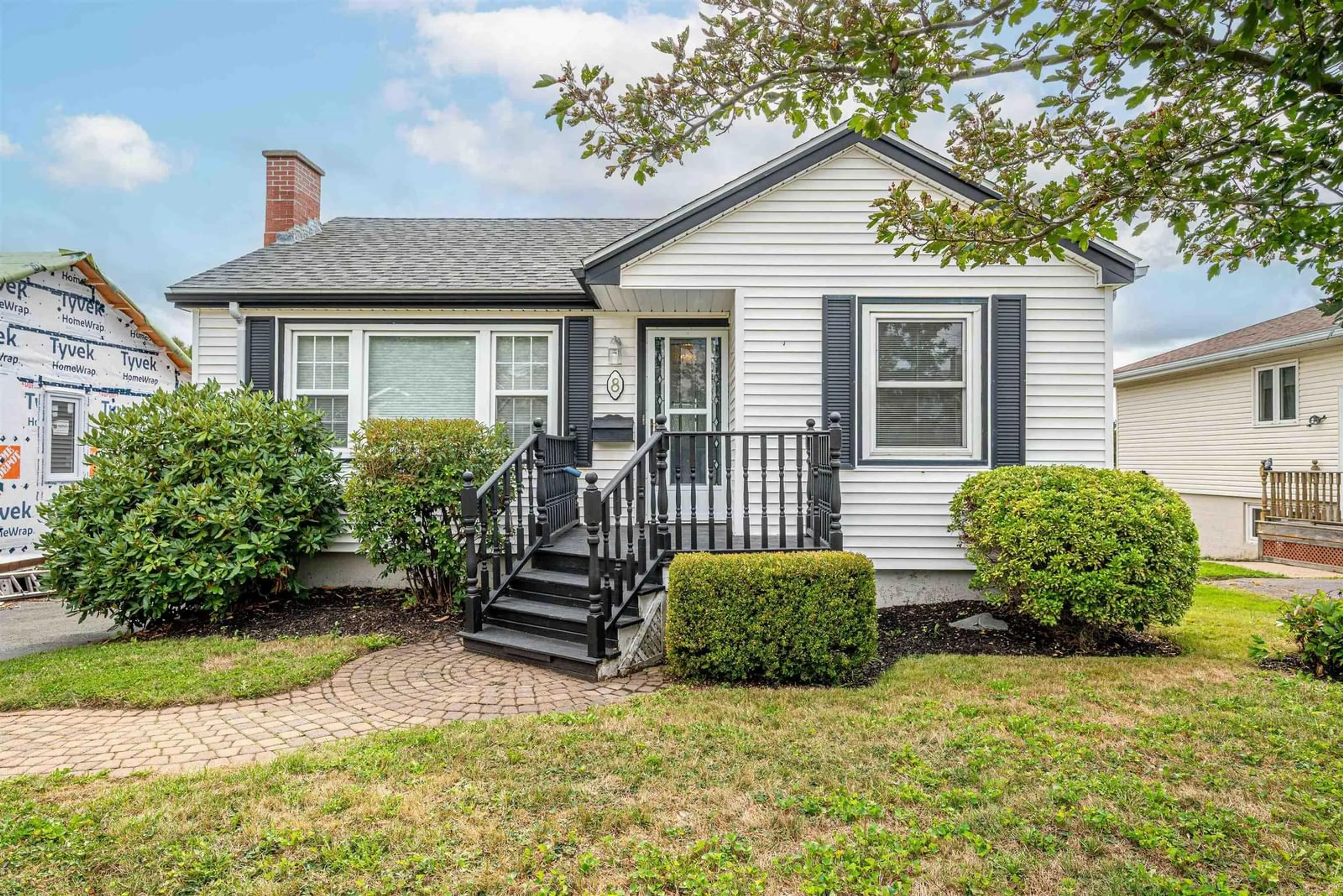 Home with vinyl exterior material, street for 8 Frederick St, Dartmouth Nova Scotia B3A 2C3