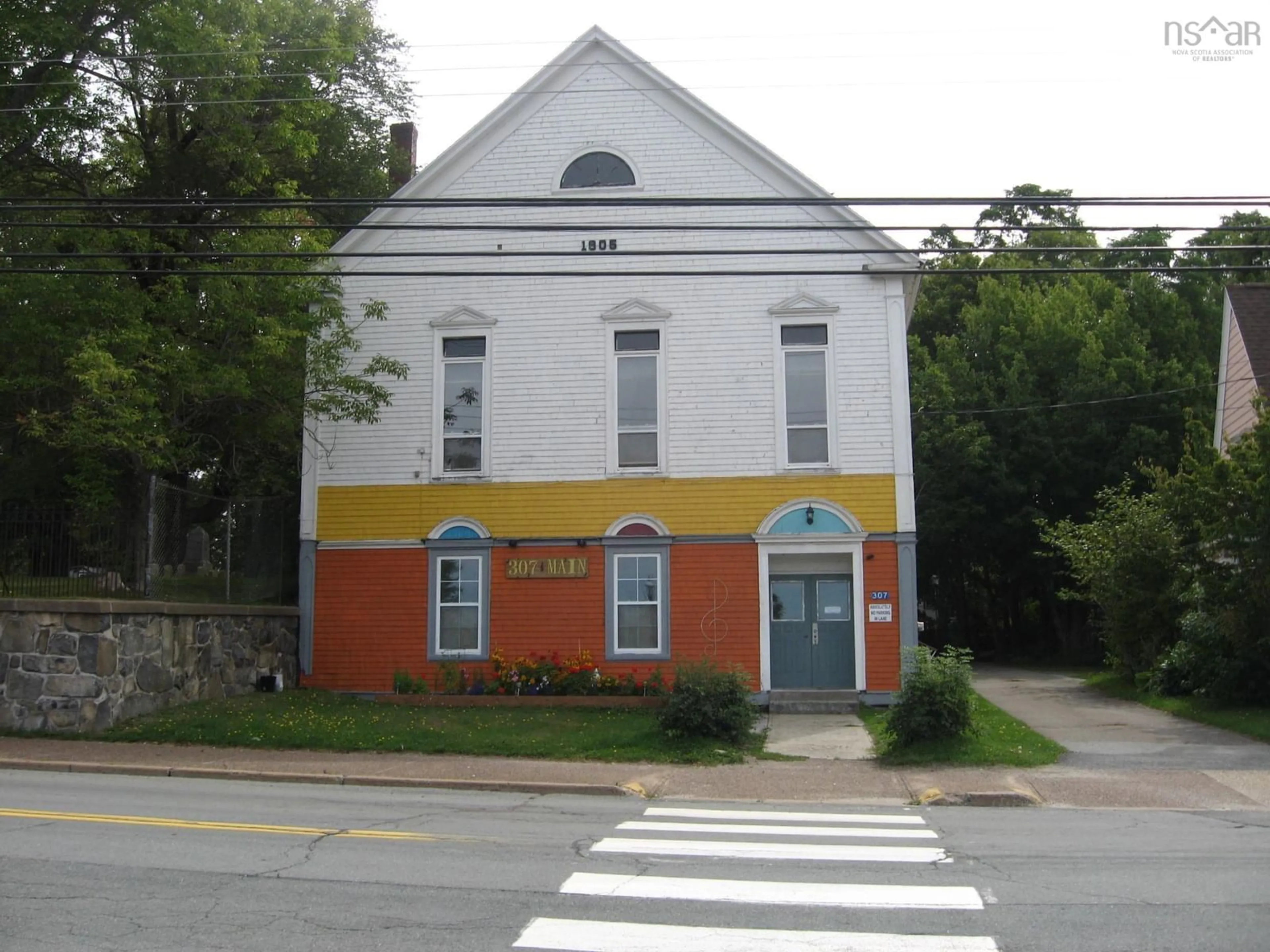 Blurry image for 307 Main St, Liverpool Nova Scotia B0T 1K0