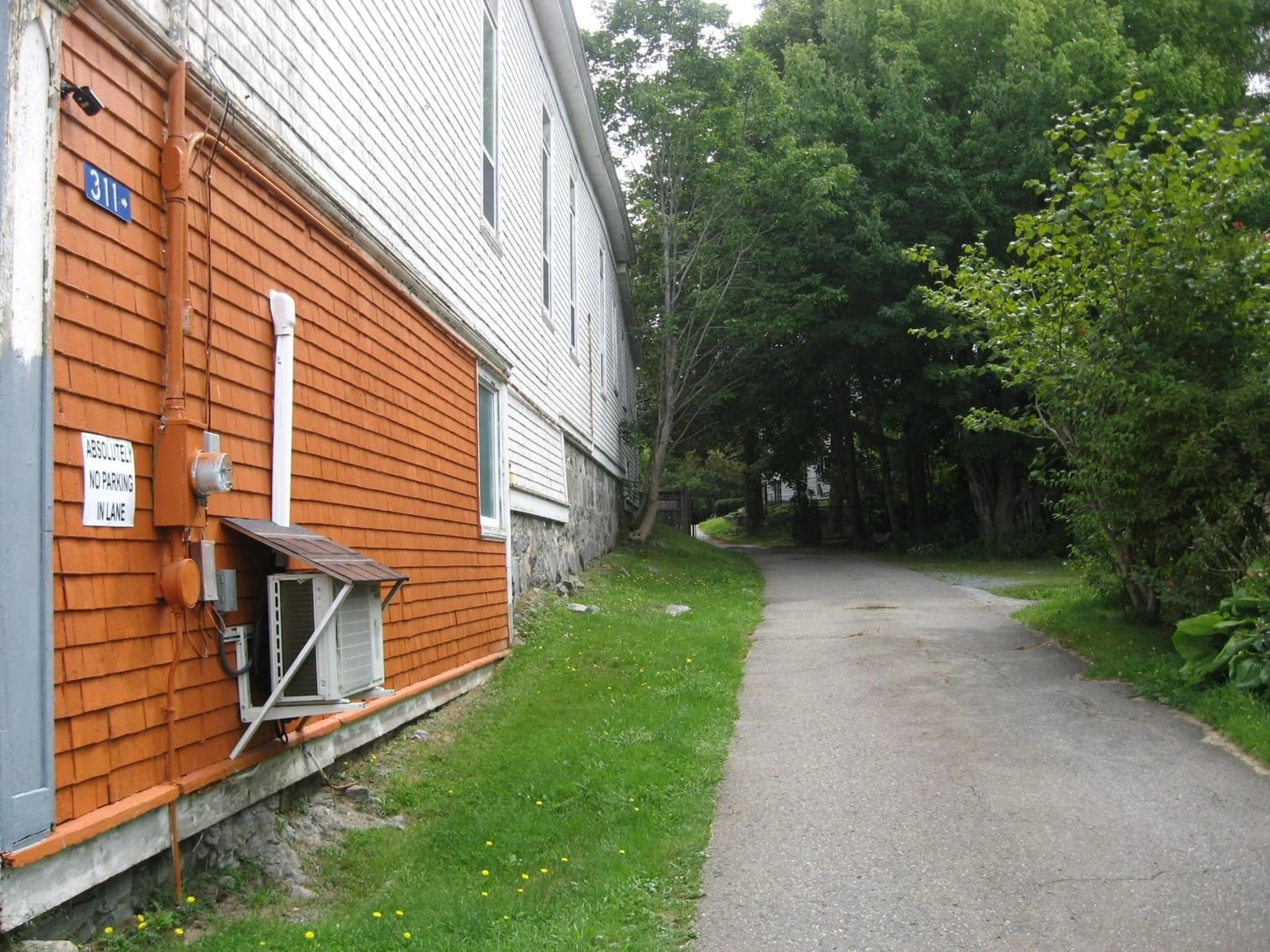 Patio, street for 307 Main St, Liverpool Nova Scotia B0T 1K0