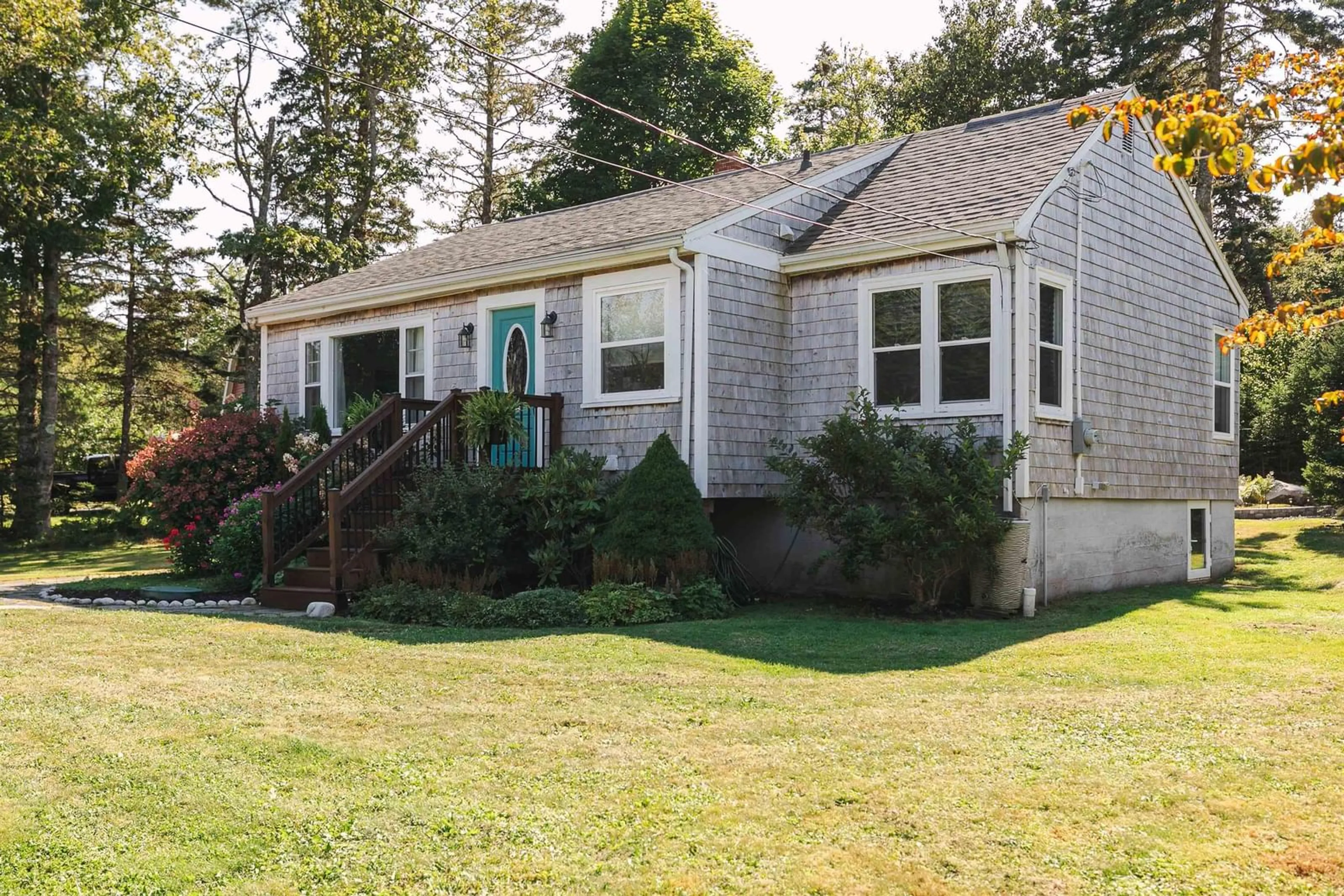 Home with vinyl exterior material, street for 11504 Peggys Cove Rd, Seabright Nova Scotia B3Z 2Y9