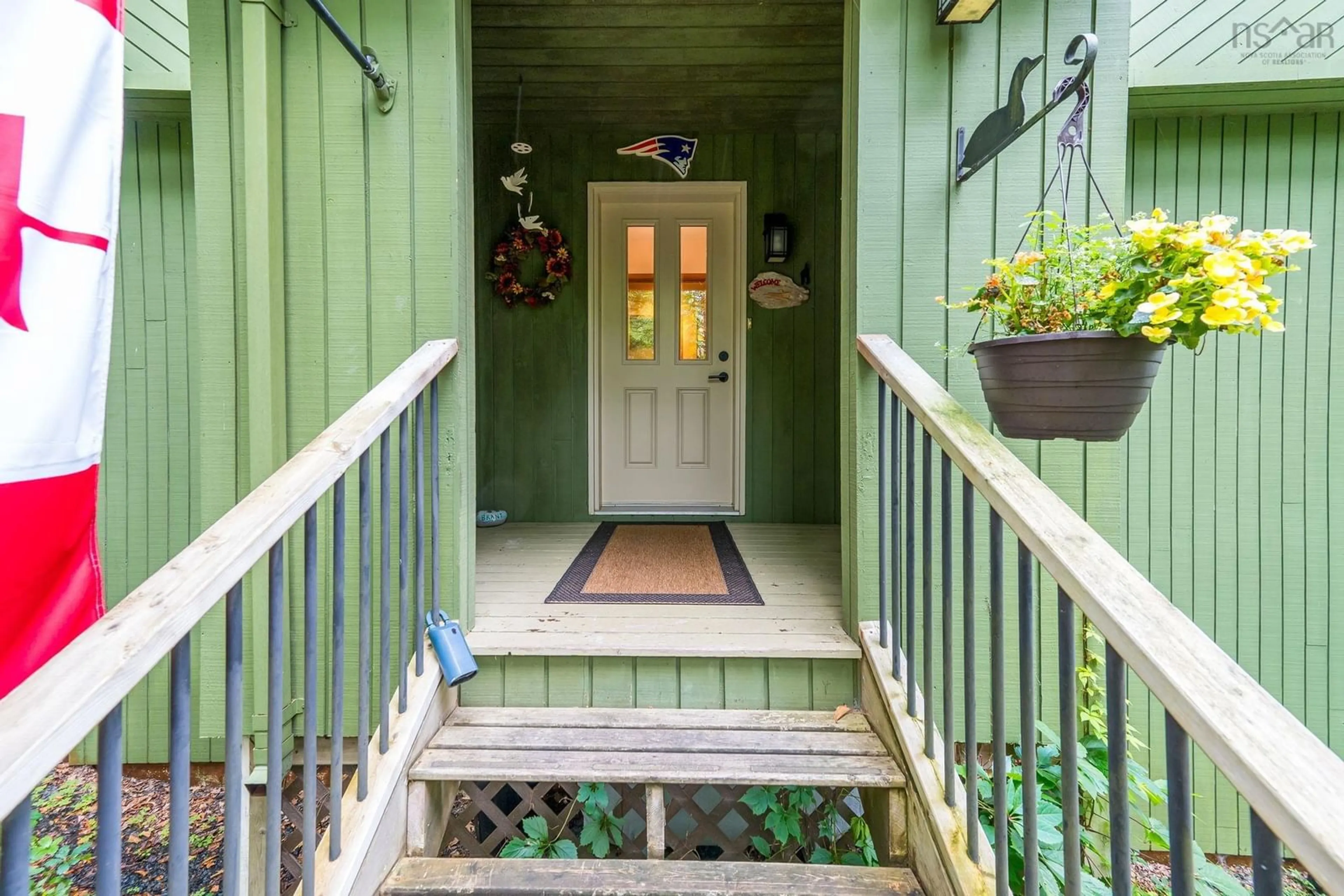 Indoor entryway for 11 Brant St, Hubley Nova Scotia B3Z 4L6
