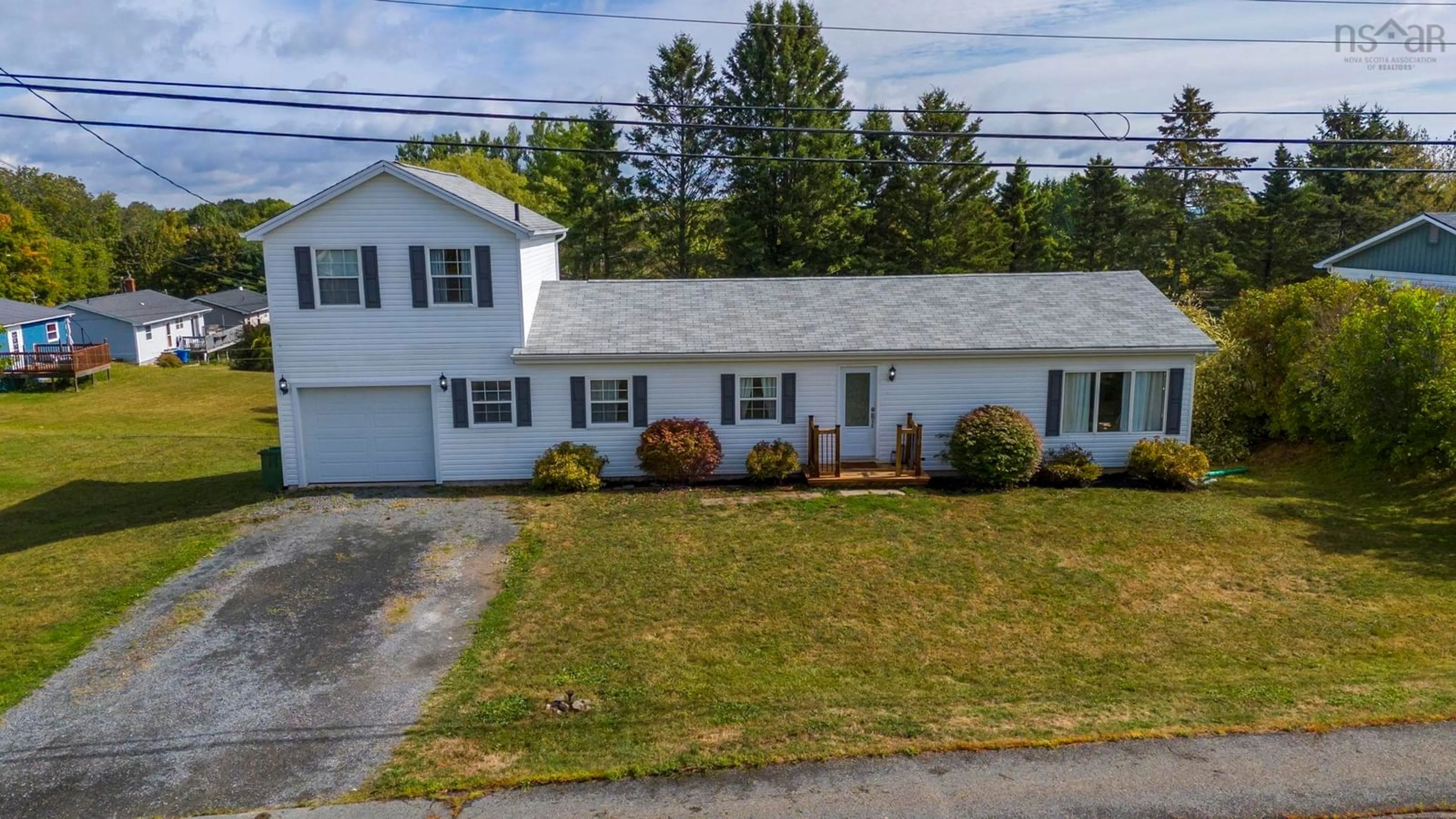 A pic from outside/outdoor area/front of a property/back of a property/a pic from drone, street for 5 Pleasant St, Hantsport Nova Scotia B0P 1P0