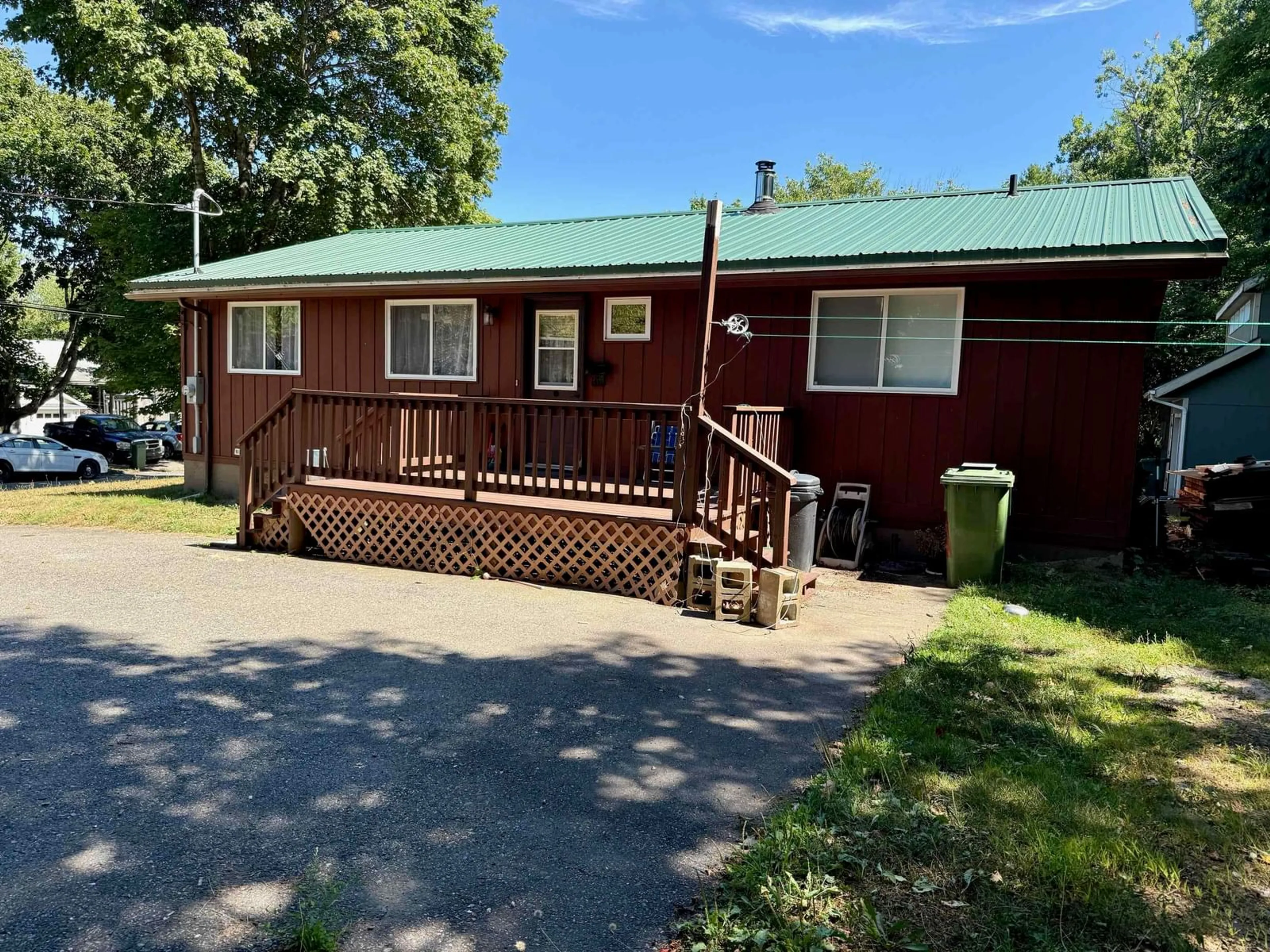 A pic from outside/outdoor area/front of a property/back of a property/a pic from drone, unknown for 29 Nauss Ave, Bridgewater Nova Scotia B4V 1V6
