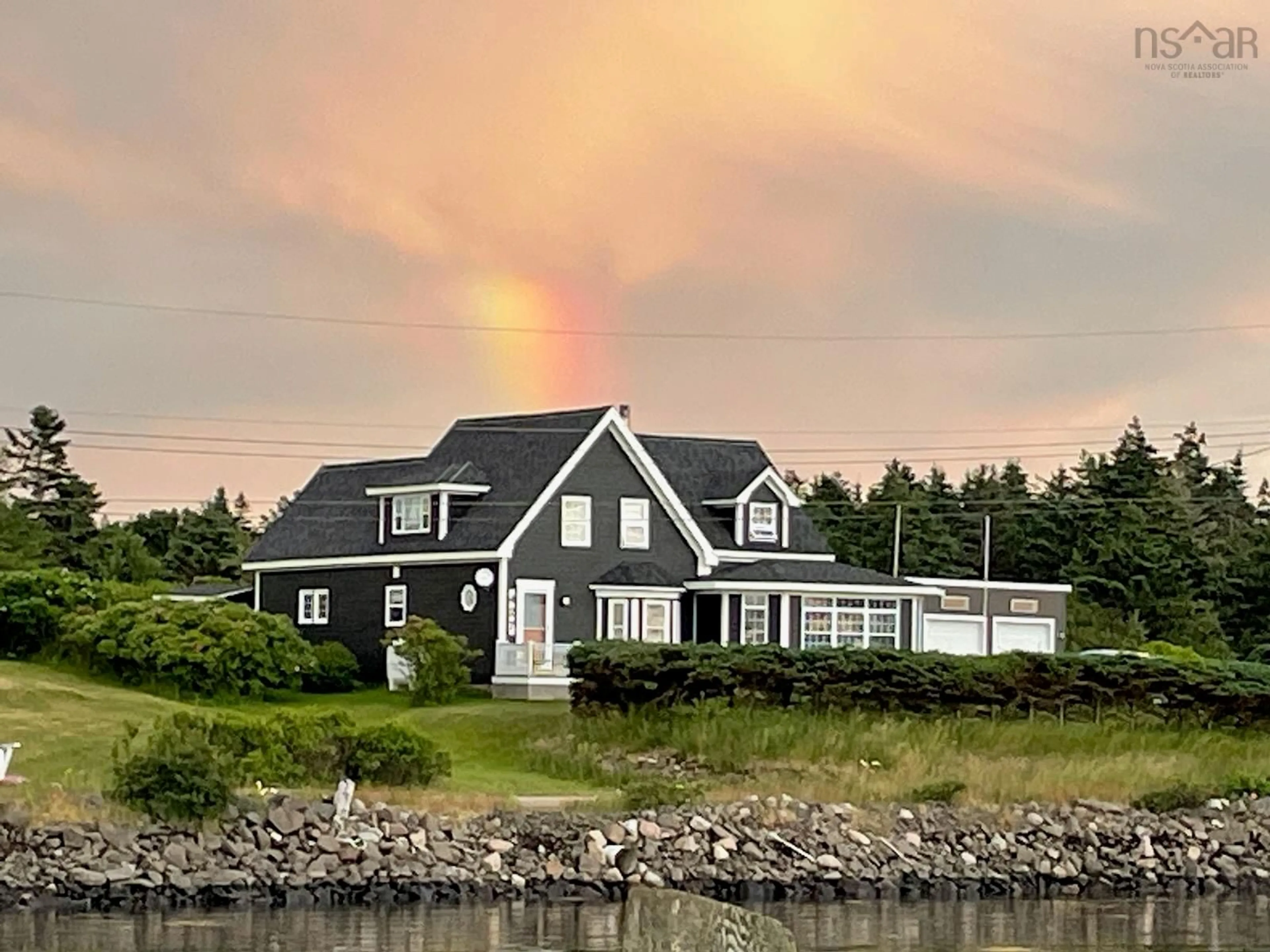 Home with vinyl exterior material, water/lake/river/ocean view for 427 Overcove Rd, Freeport Nova Scotia B0V 1B0