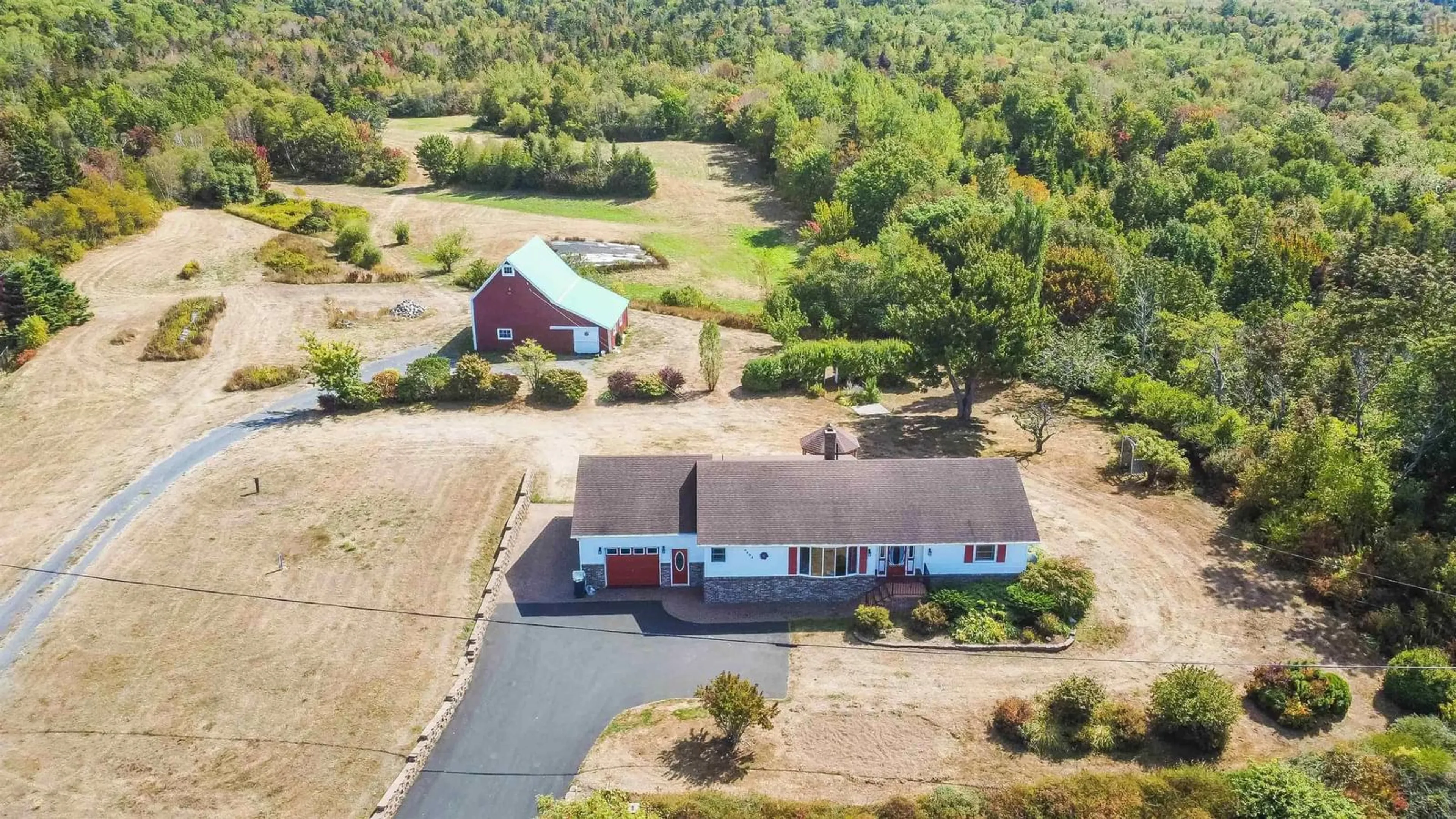 A pic from outside/outdoor area/front of a property/back of a property/a pic from drone, building for 5234 Shore Rd, Parkers Cove Nova Scotia B0S 1A0